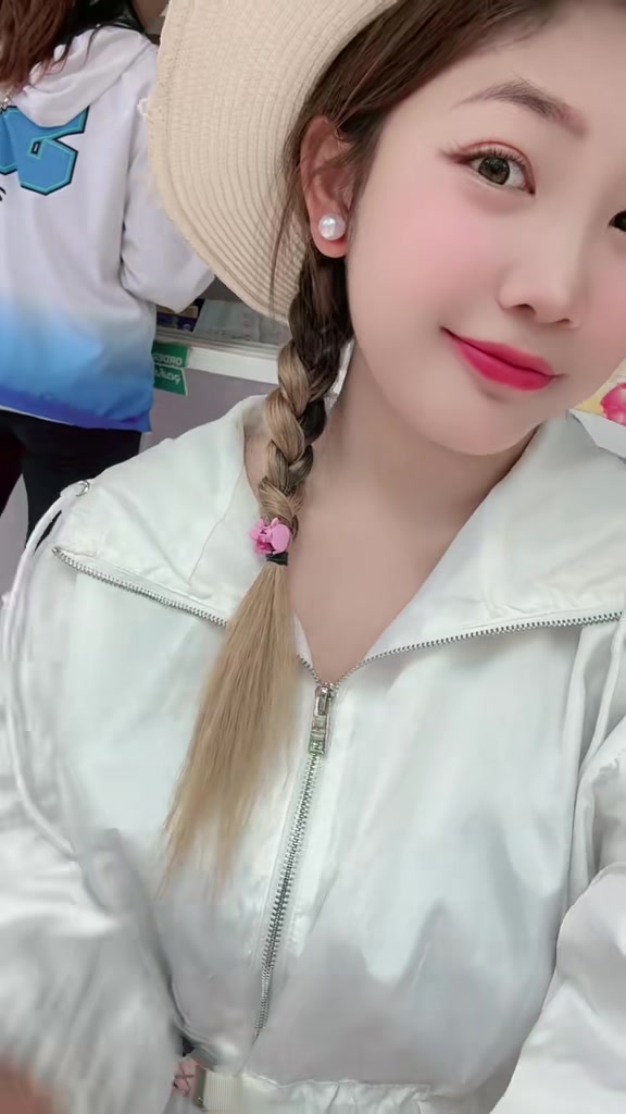 @李舒苒