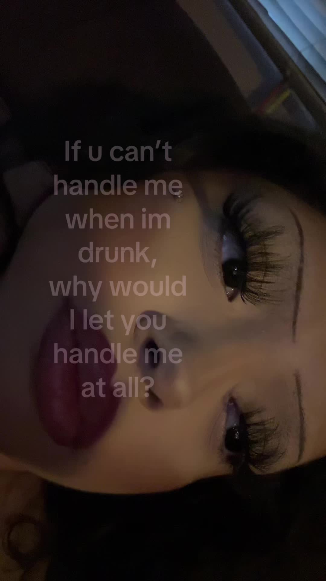 @𝐼𝓈𝒶 🎭