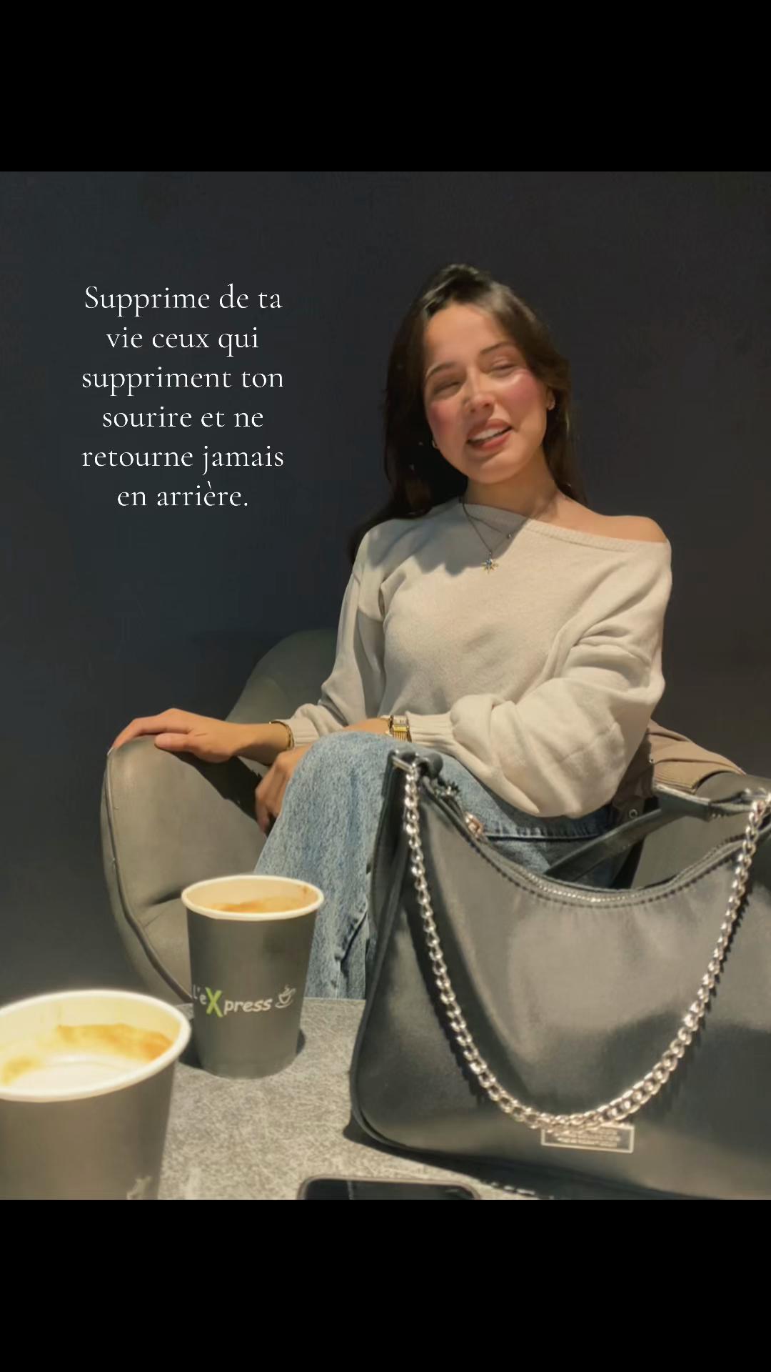 @🦋