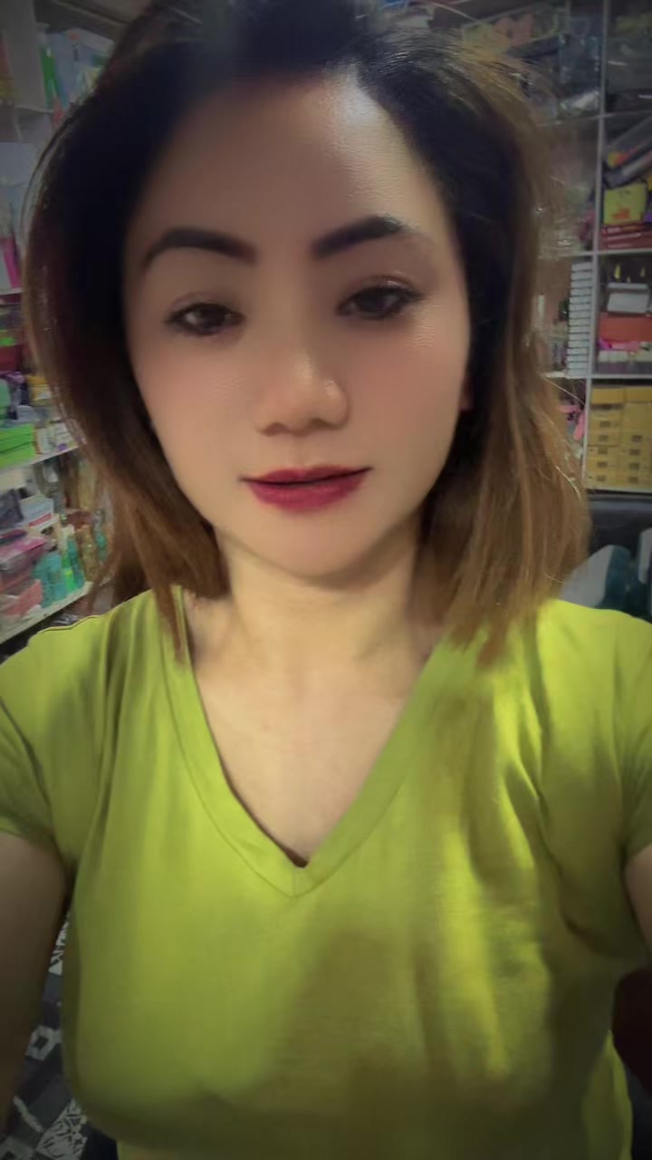 @Hira Maya Waiba