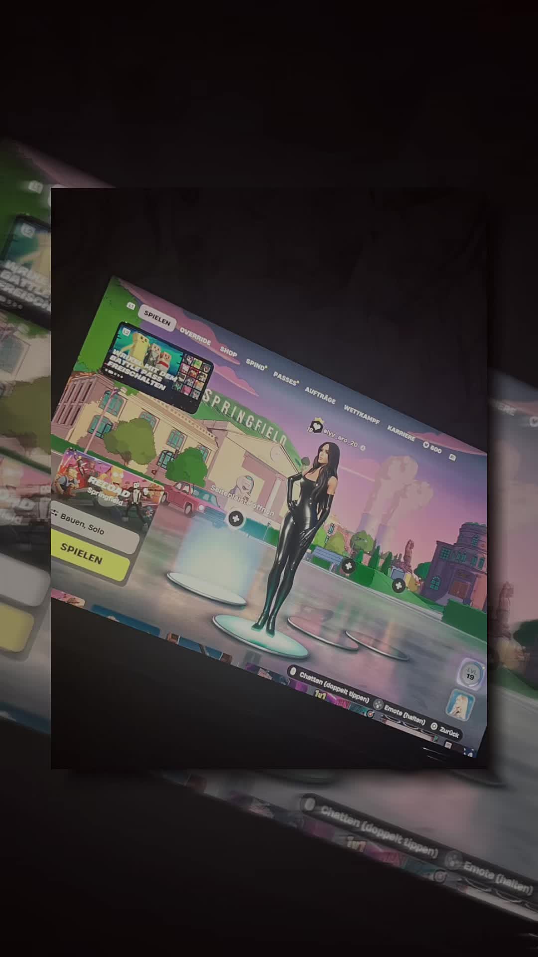 @𝓔𝓵𝓮𝓷𝓪 🖤