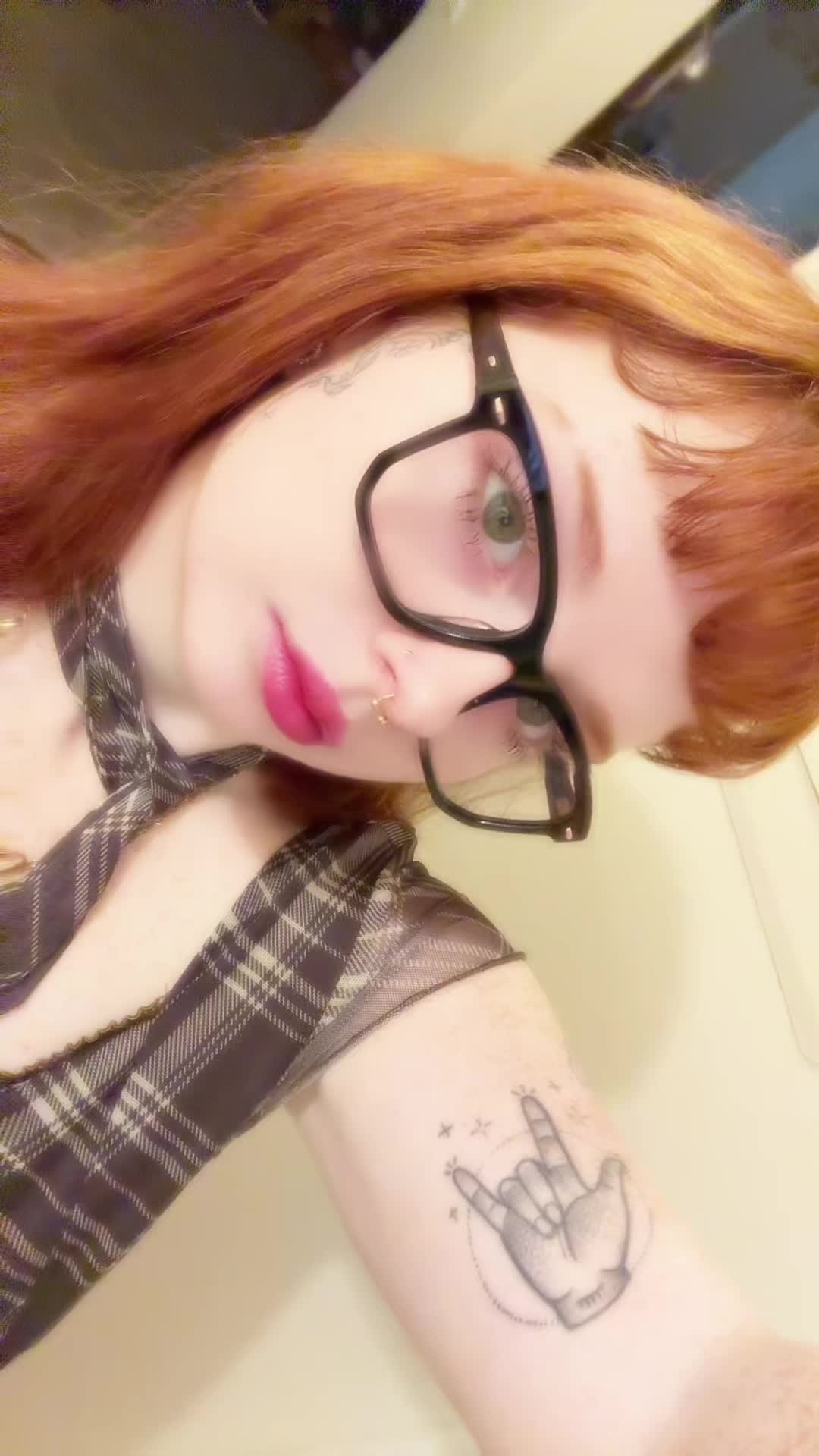 @redheadfoxgirl666