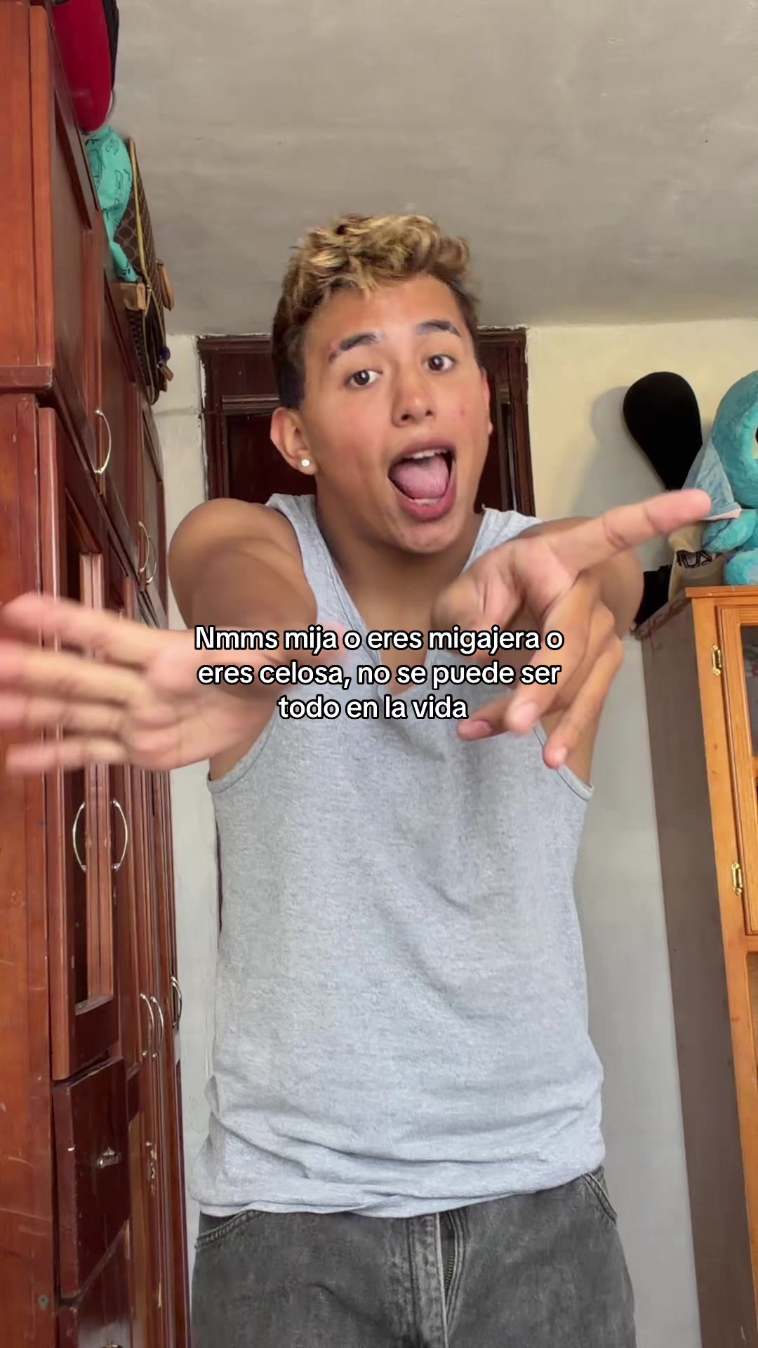 @Axel El Migajero