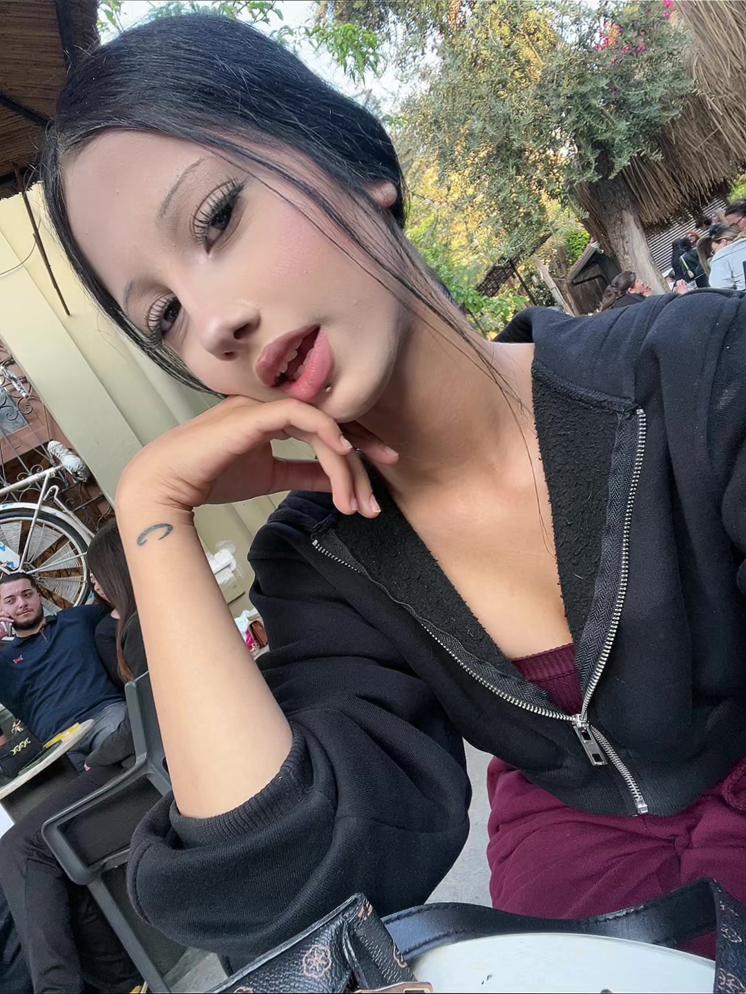 @𝓮𝓬𝓻𝓲𝓲𝓷