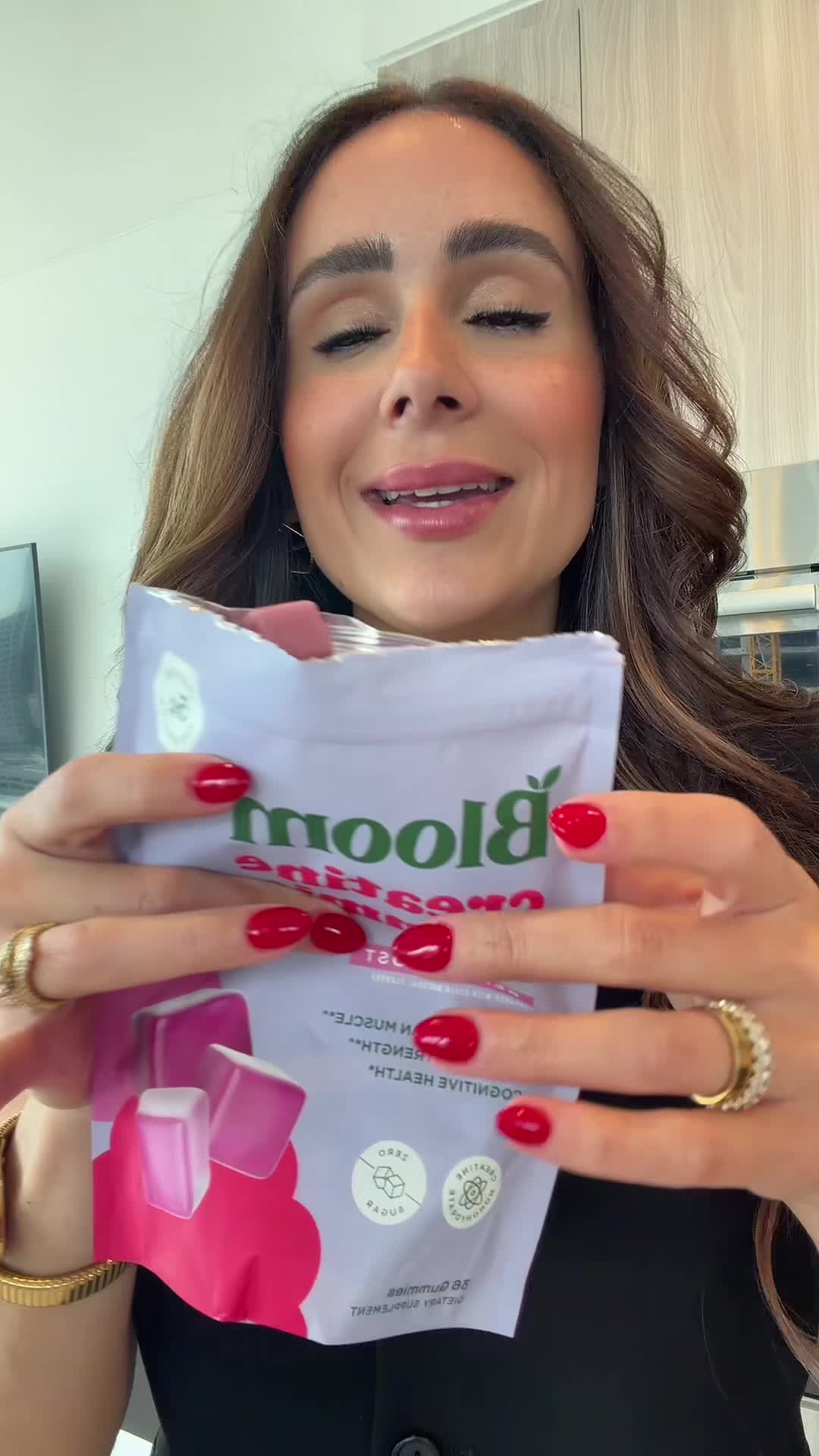 @Lynnette Lluveras