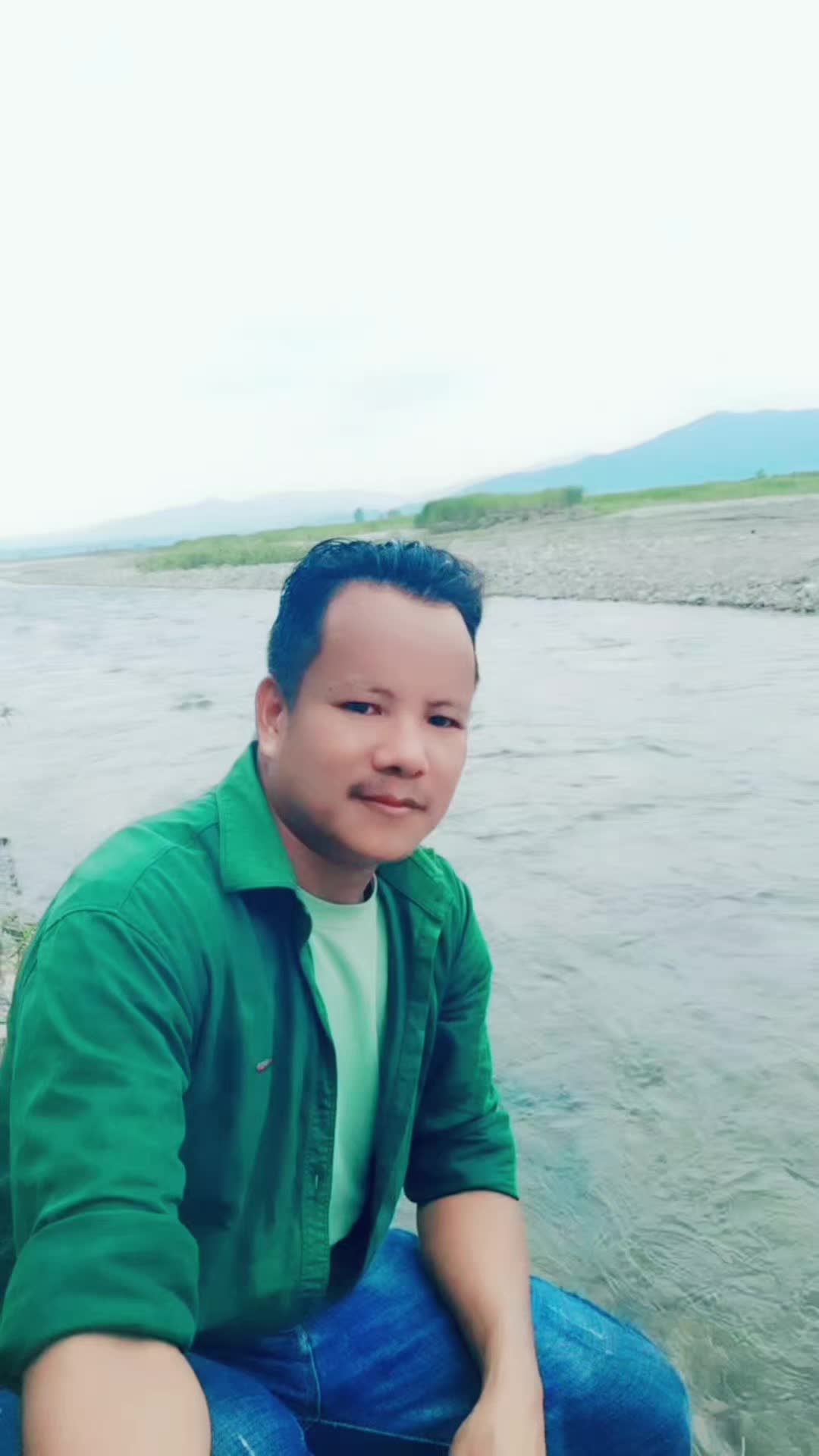 @विजय चामलिङ राइ