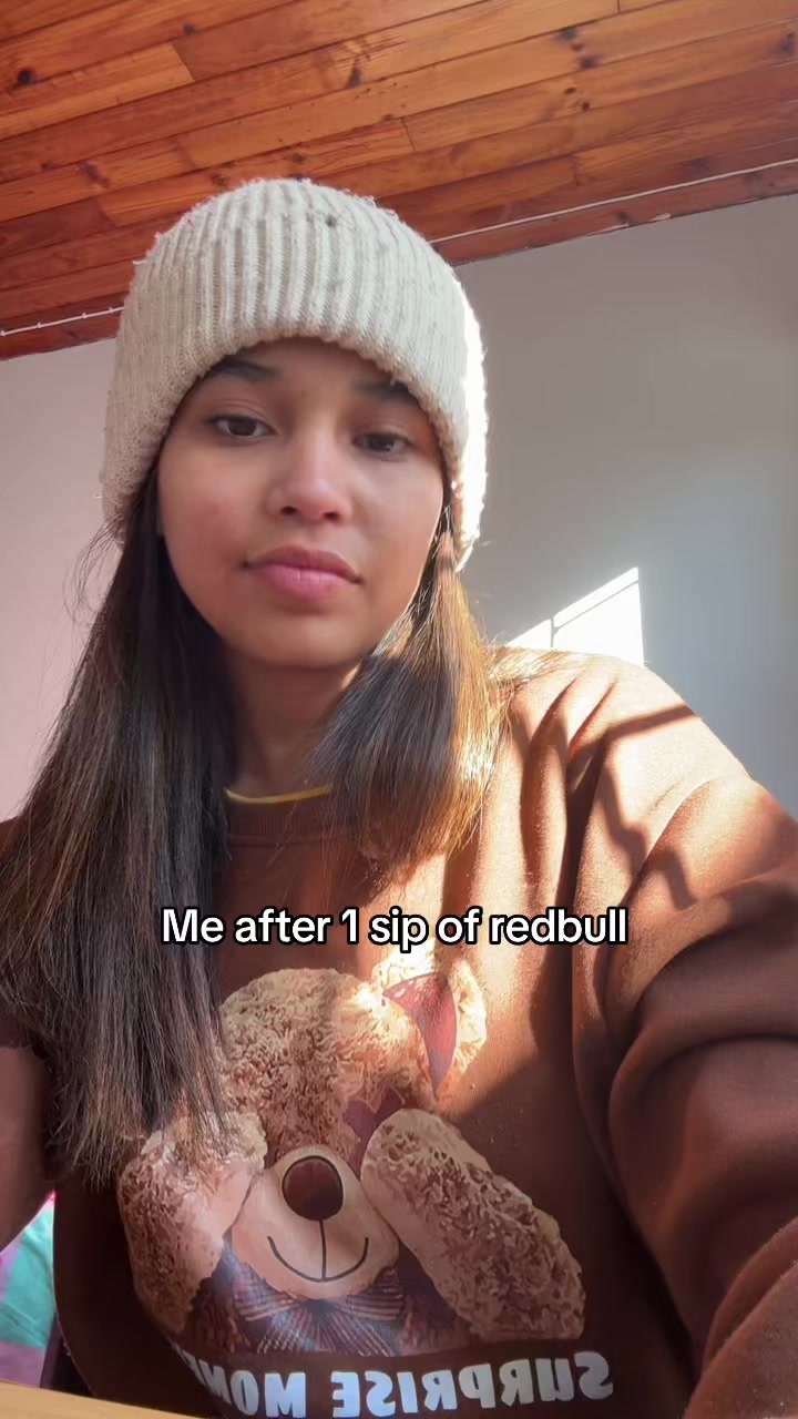 @momofebs