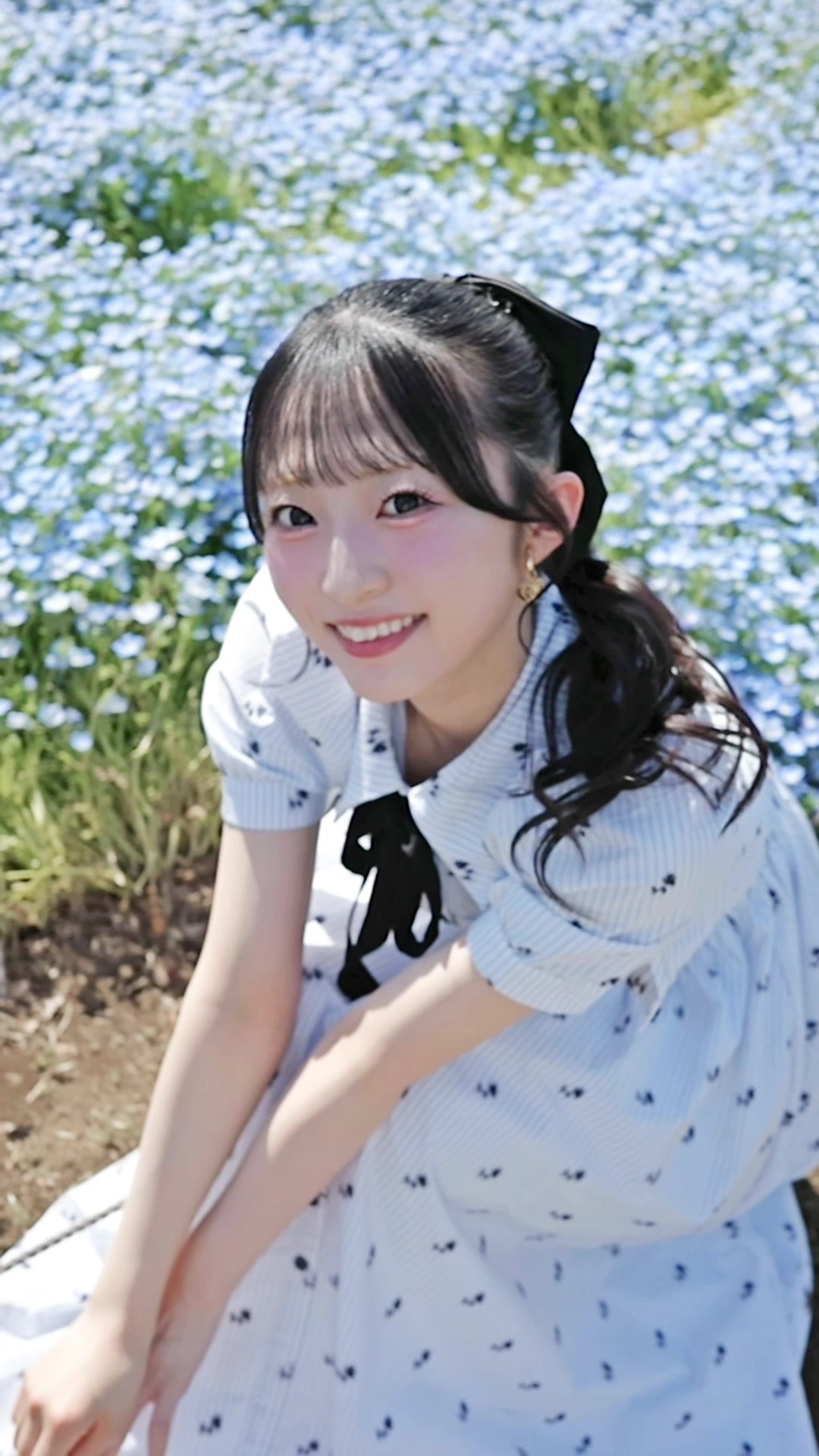 @秋山由奈