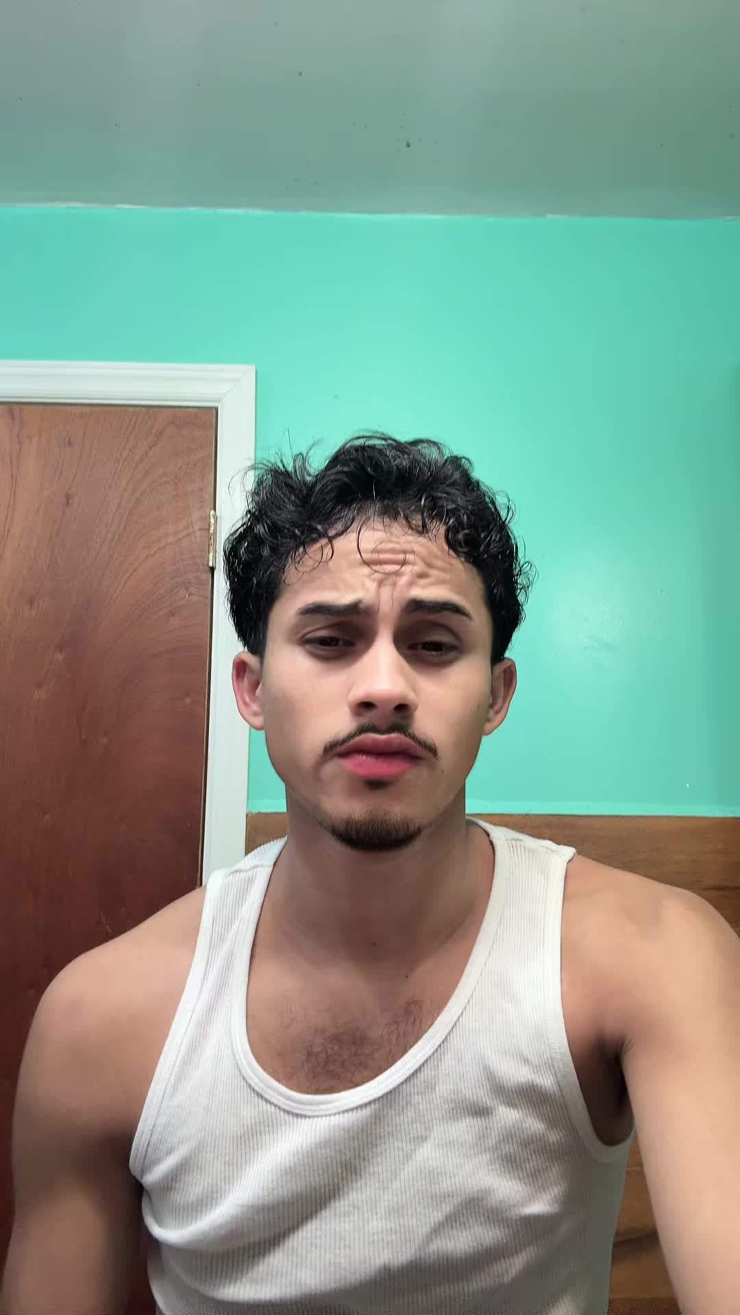 @Ángel salvador🥰