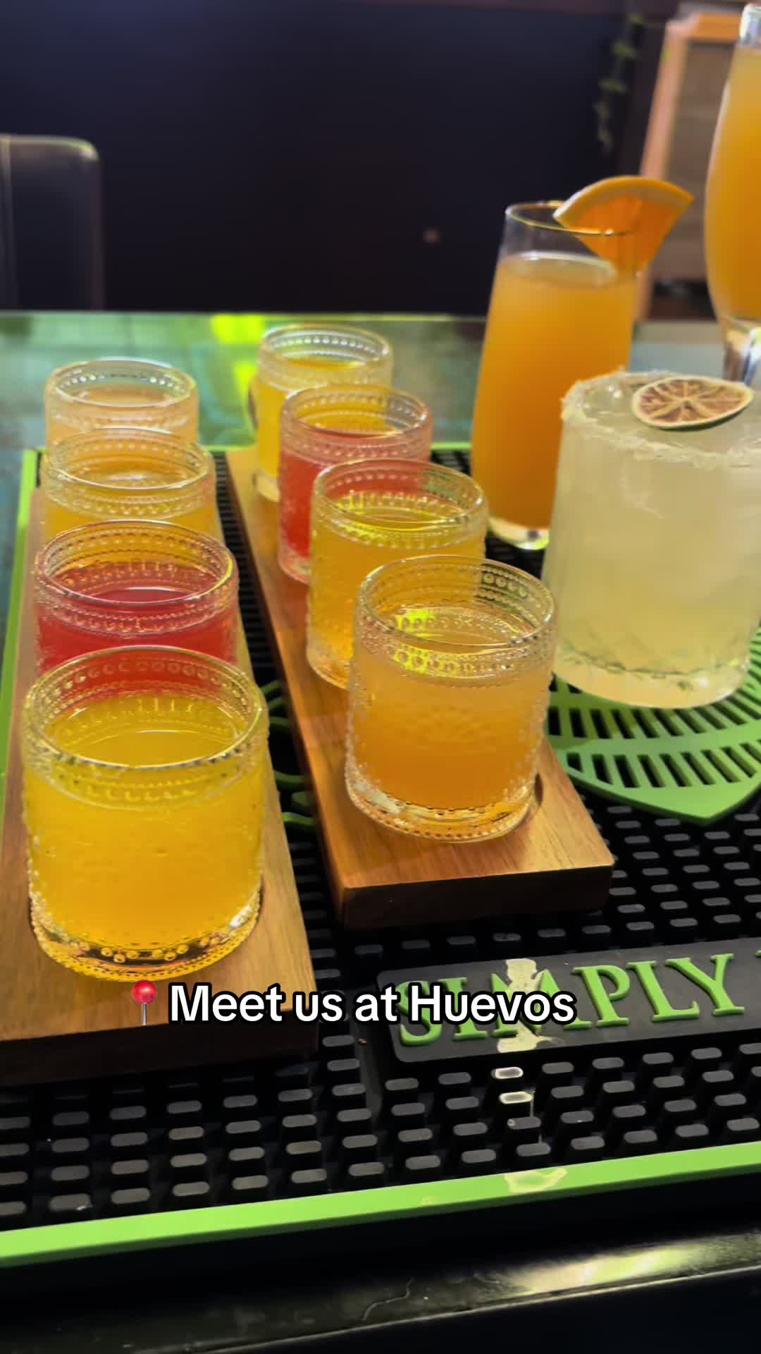 @Huevos
