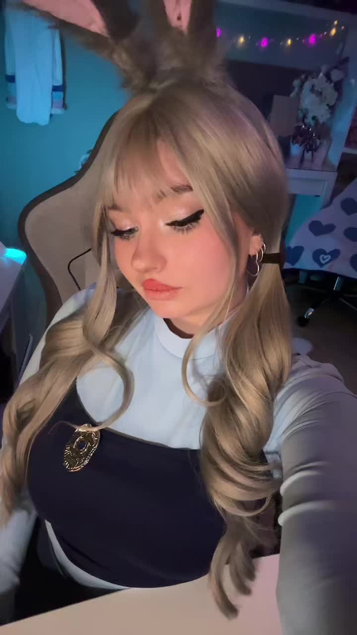 @𝓜𝓲𝓶𝓲 | Streamer