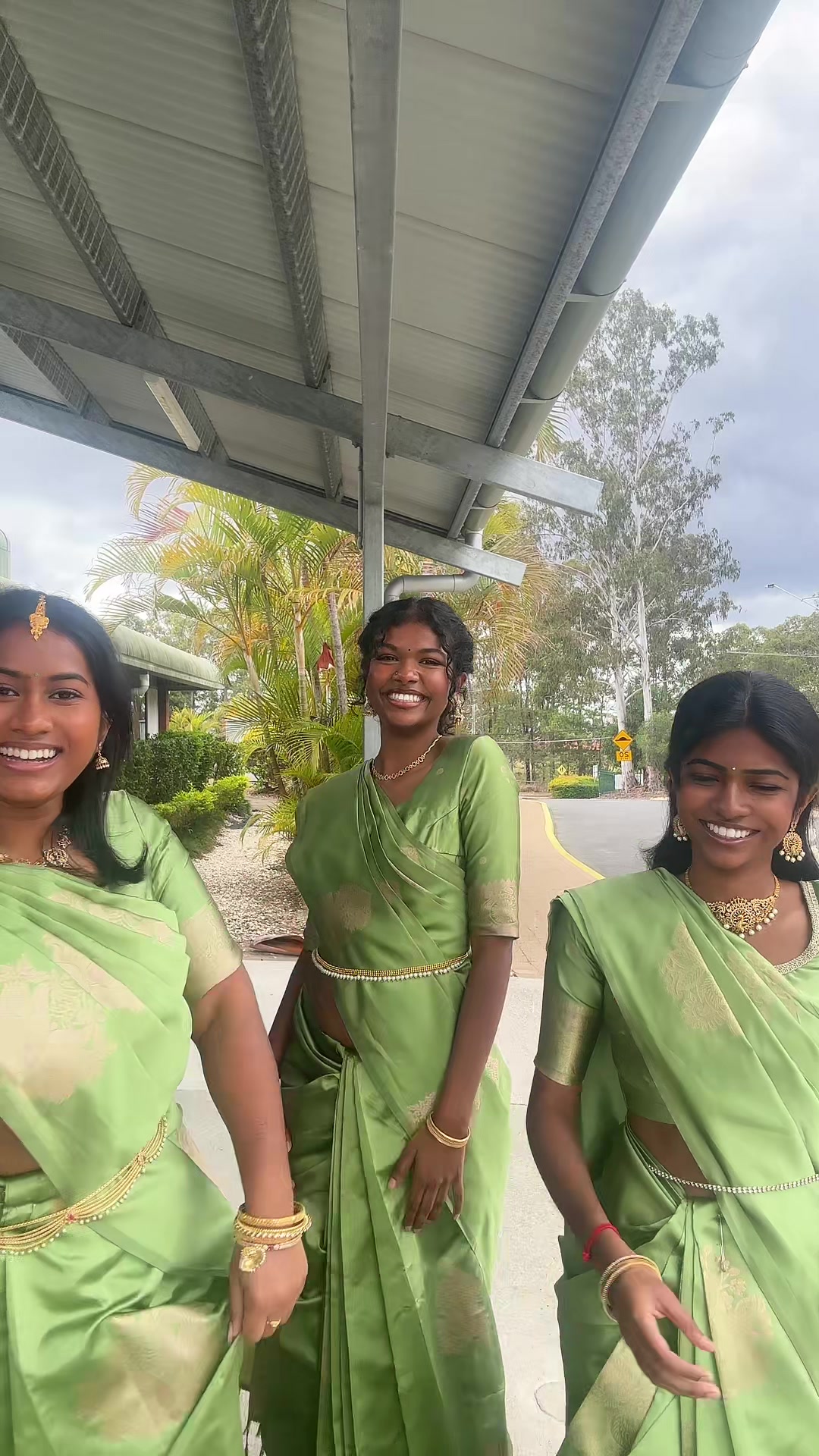 @taruni