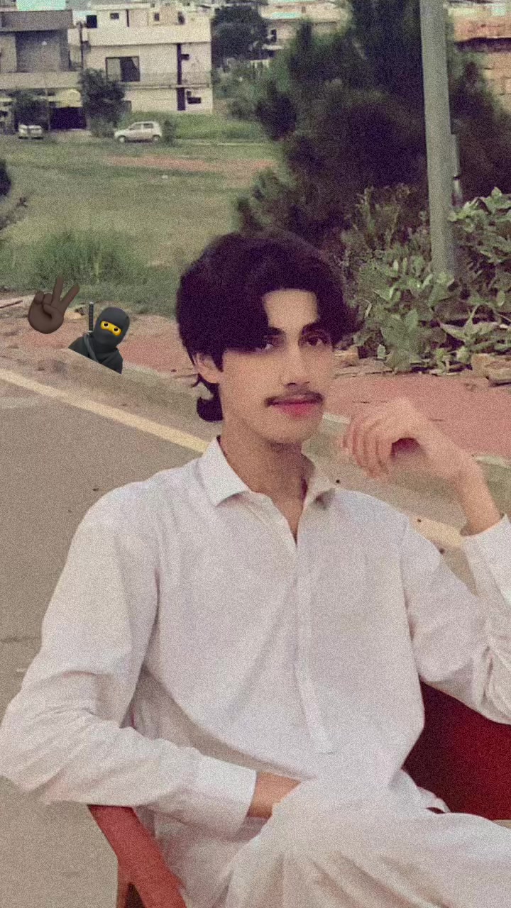 @♔᭄•♕•𝄢It's Umair khan•𝄢♔᭄•♕