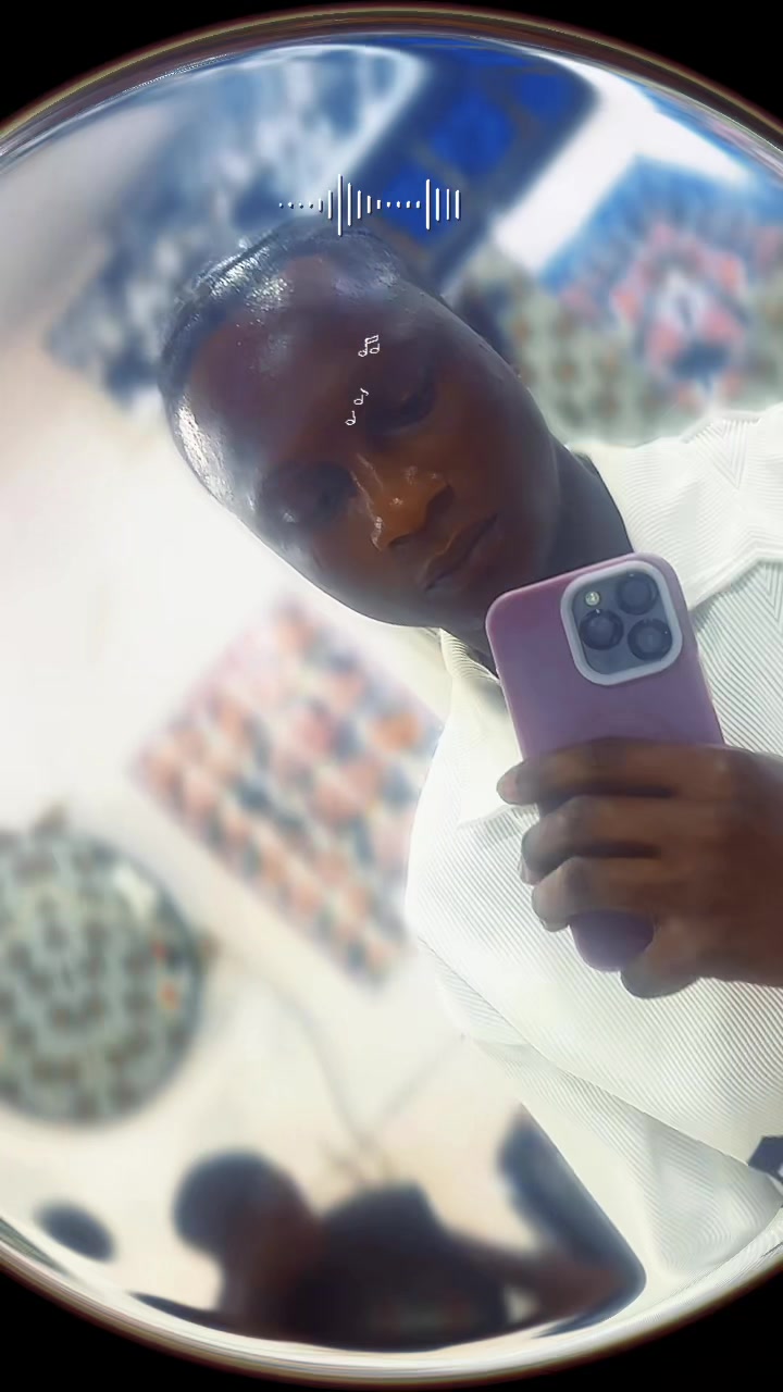 @Livingthing😶&zwj;🌫️🧖&zwj;♂️🧖&zwj;♂️