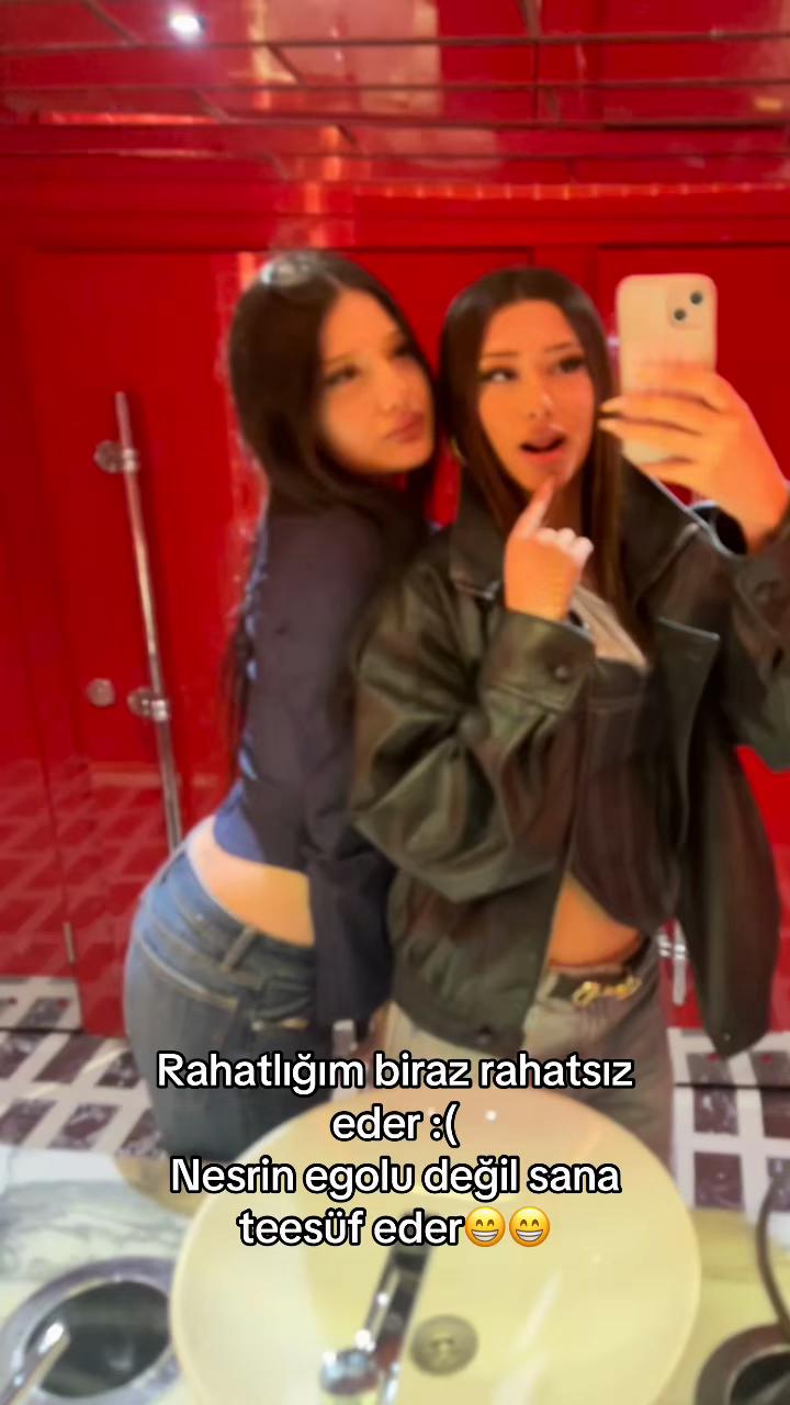 @Nesriiin