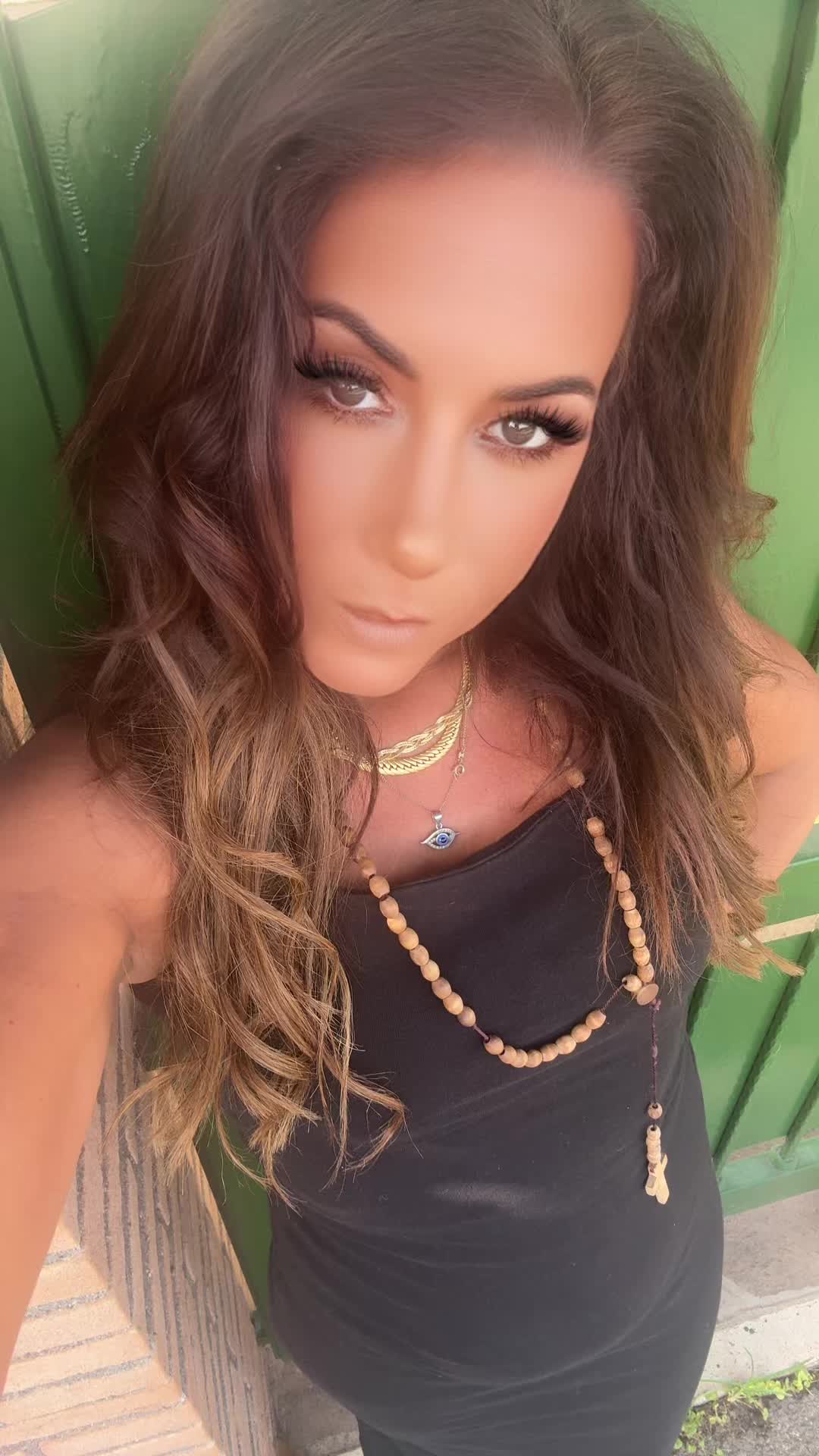 @sabrina83