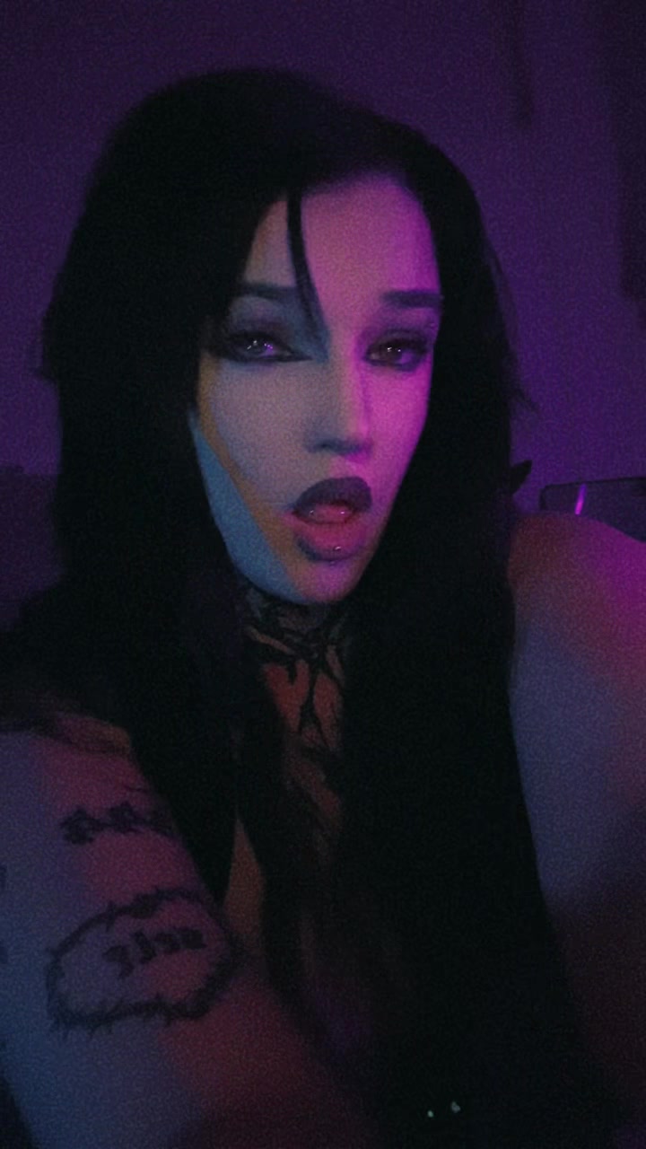 @emo.noodle.x