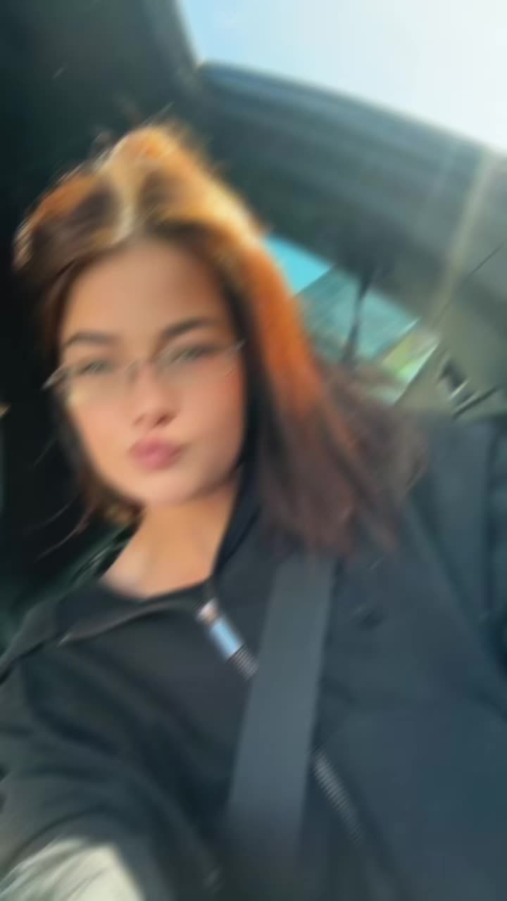 @vivii.lyaa