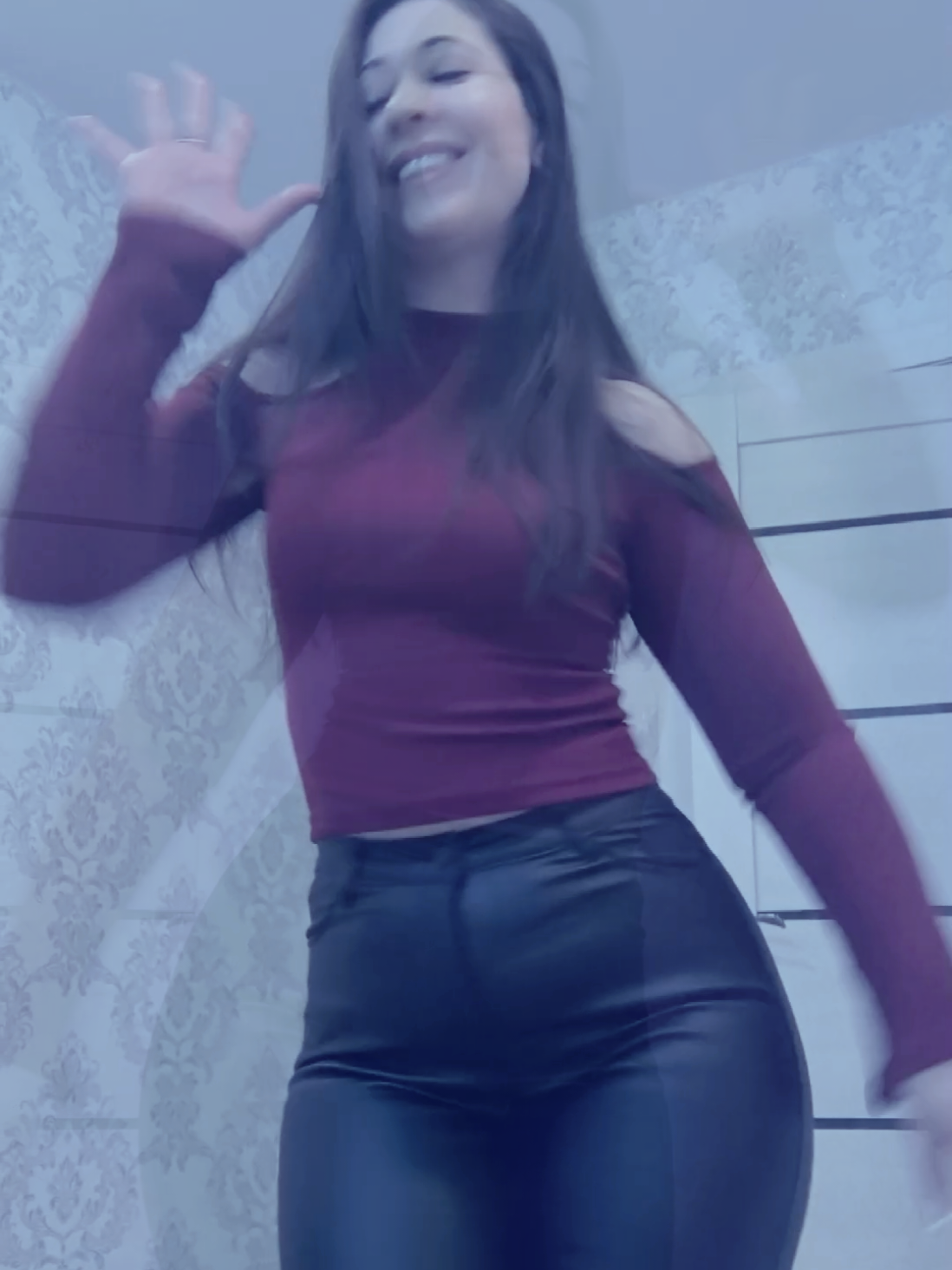 @Мехри
