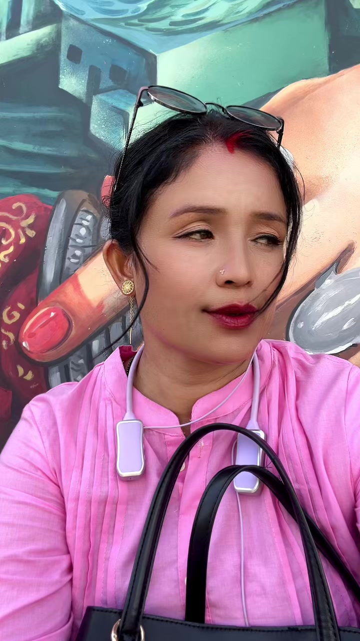 @दिब्या के सि