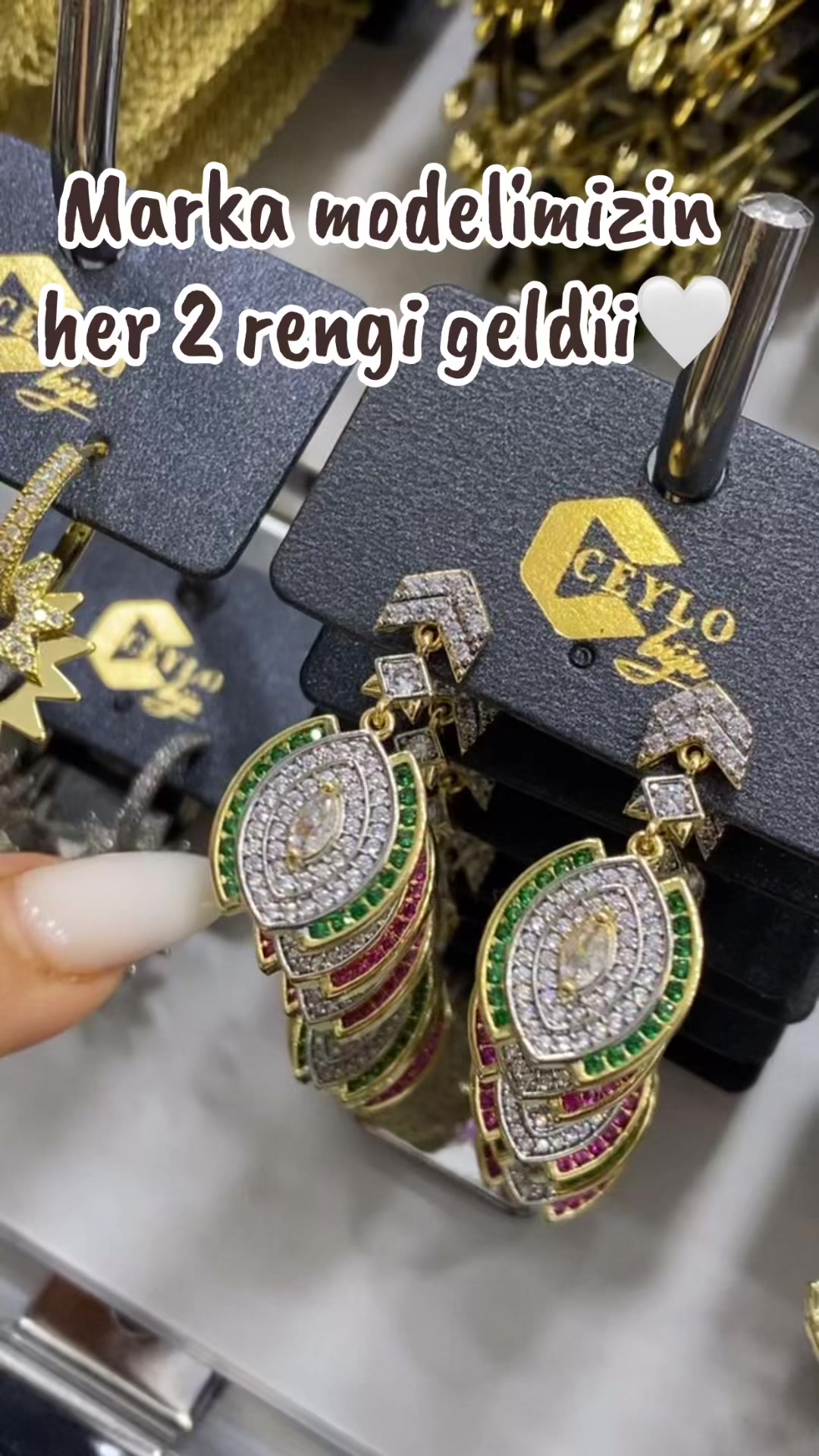 @Ceylo Biju 💎