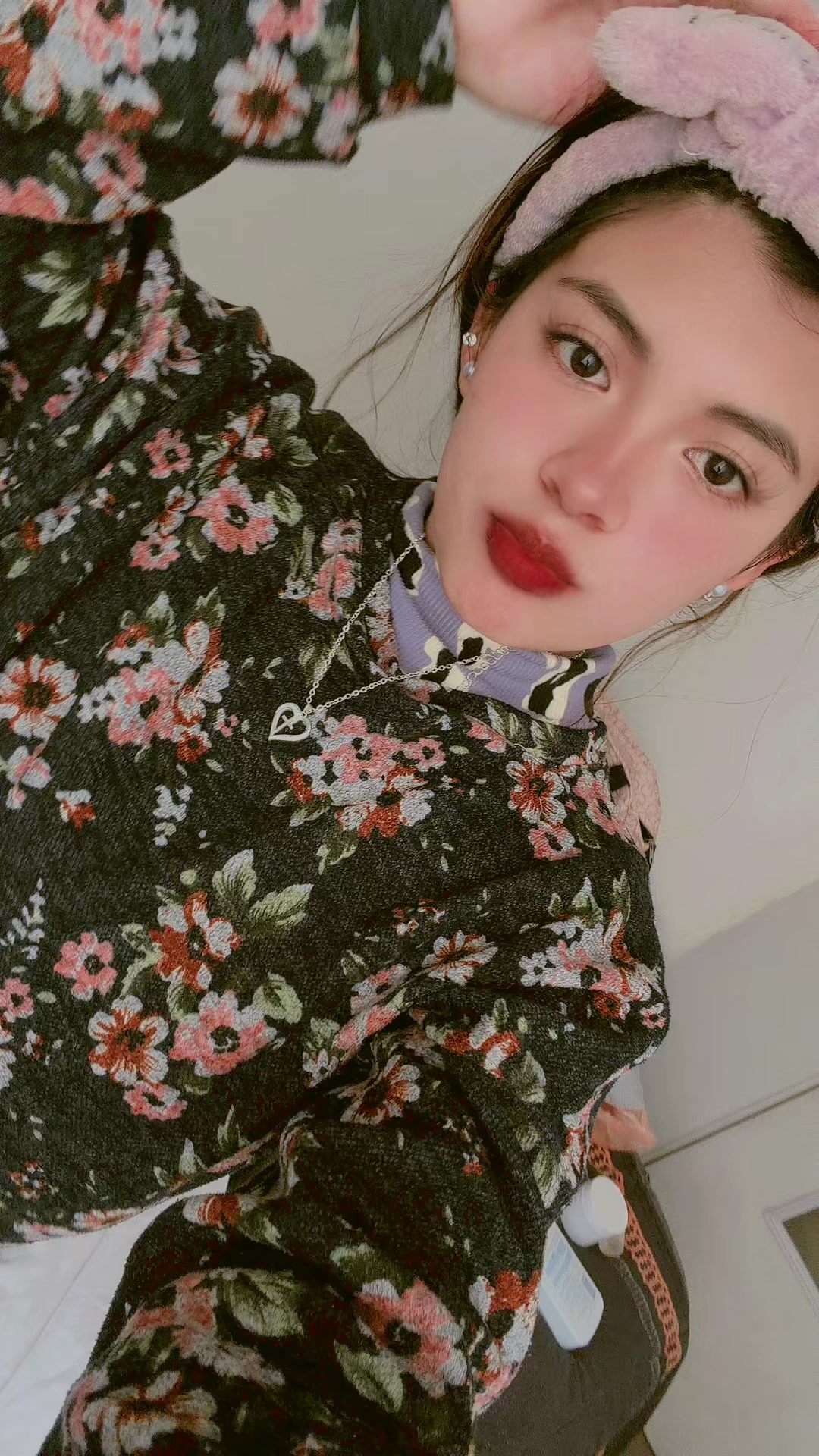 @🖤 C@M€R0N_K€IT 🖤