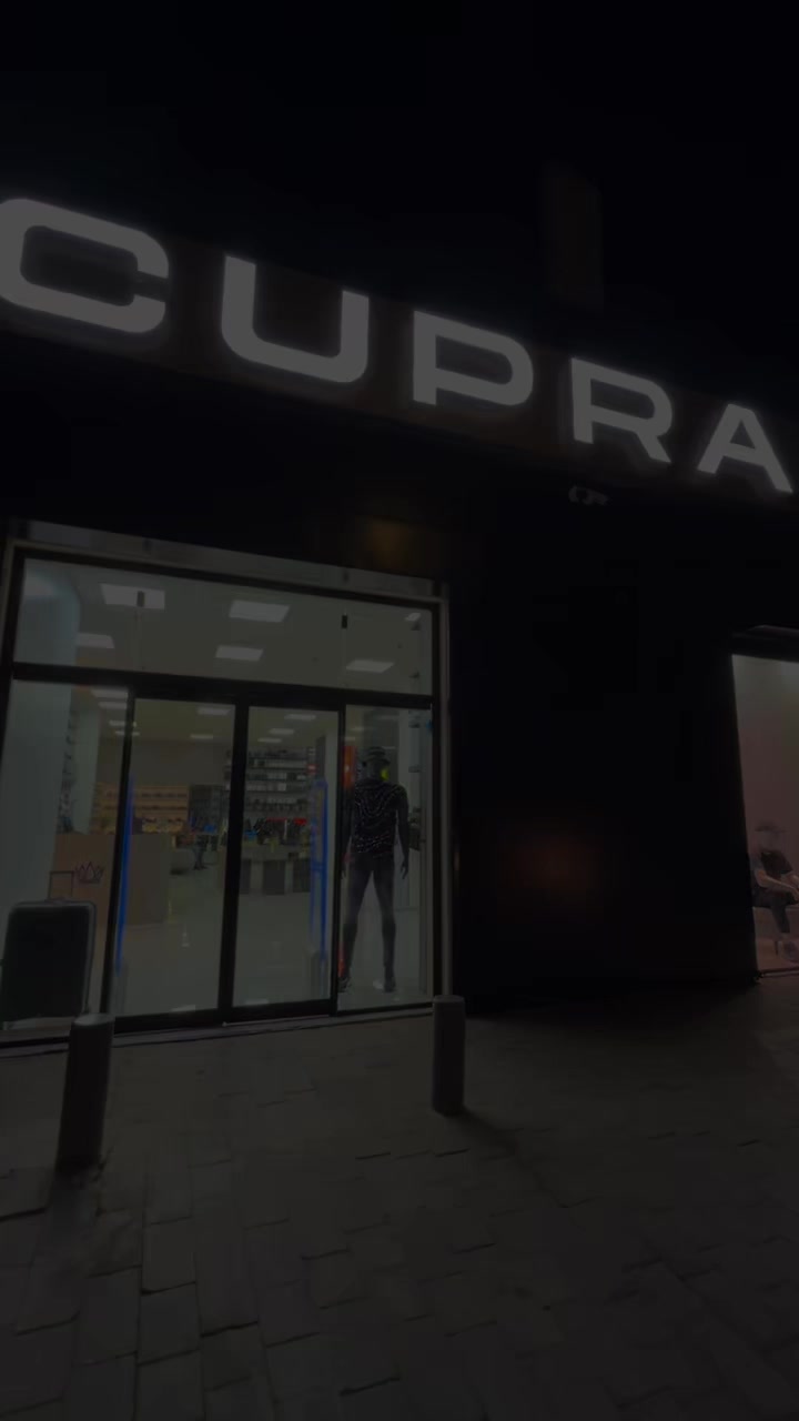 @CUPRA FOR MEN