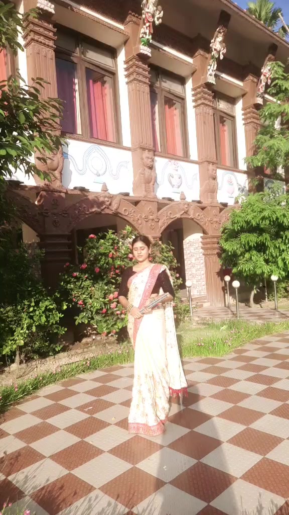 @❤Chandani sarraf❤