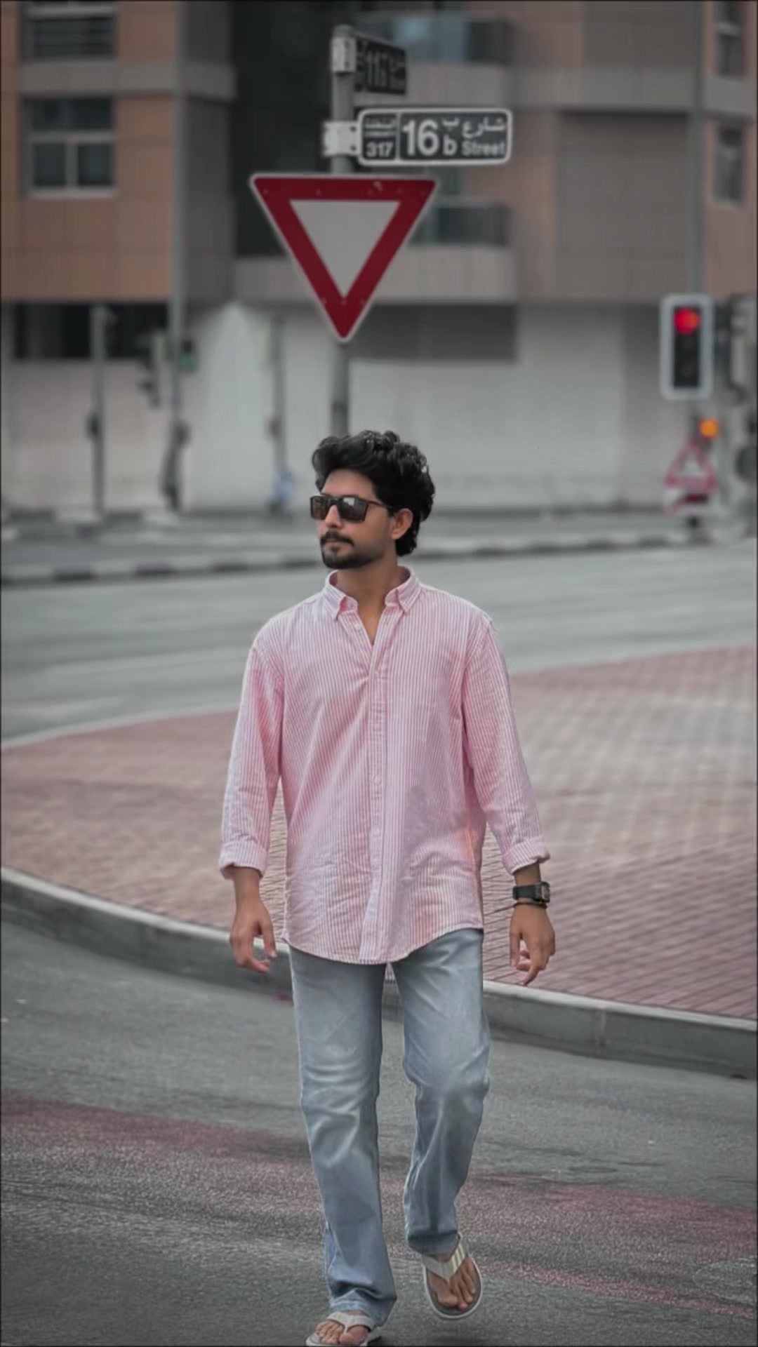 @~ ᴀ  ғ  ʀ   ɪ    🇦🇪&rdquo;