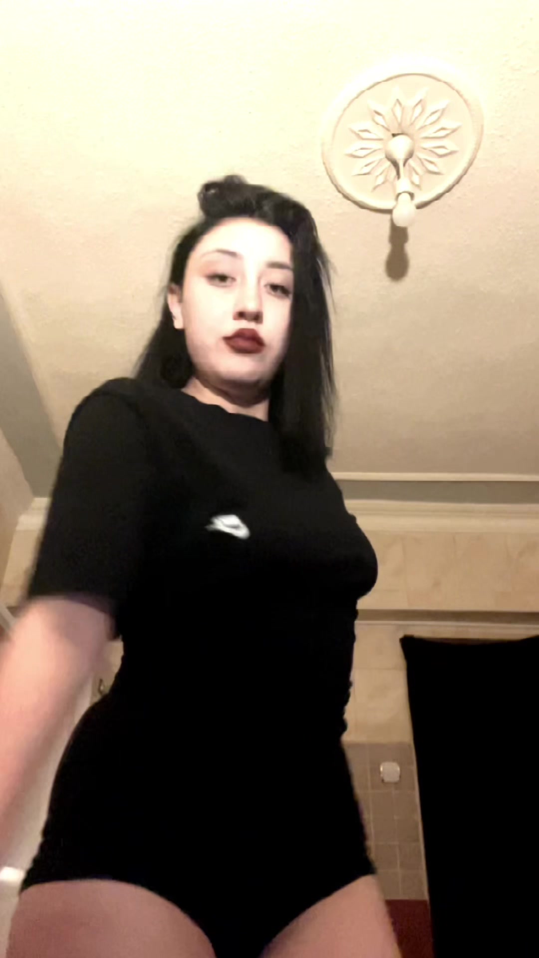 @Vera
