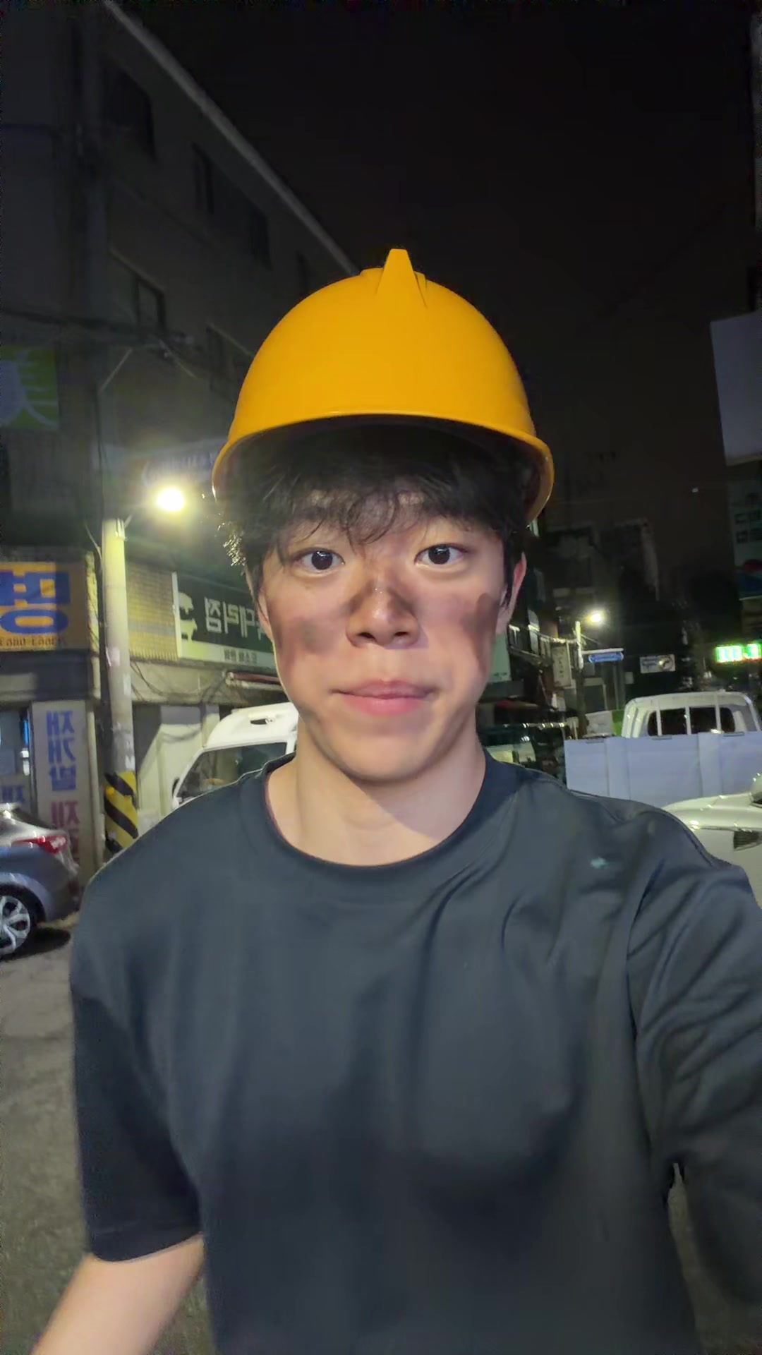 @Royy