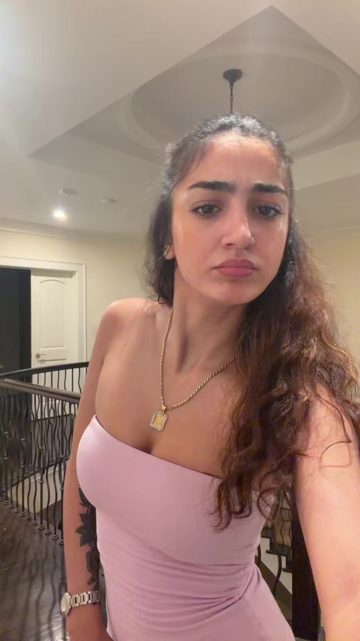 @Eva