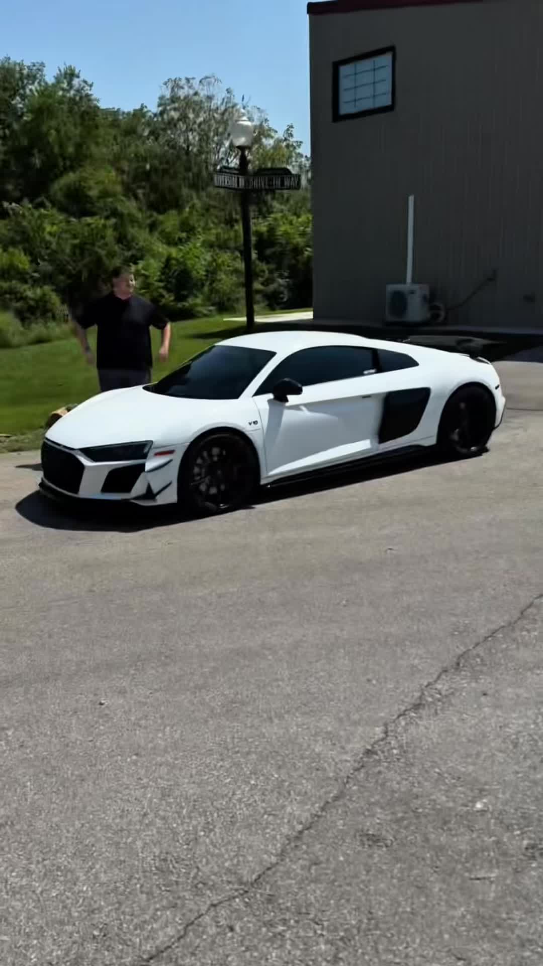 @lambsgarage
