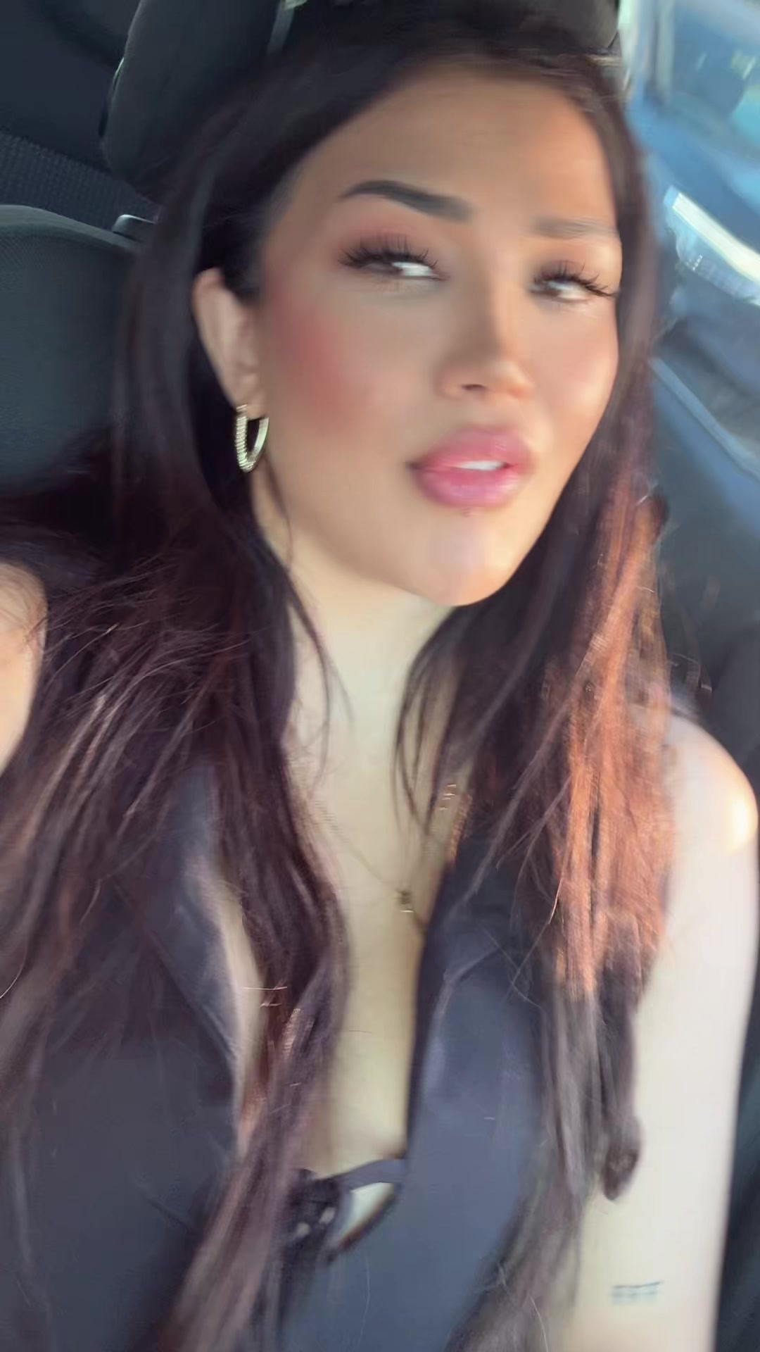@Mahsa__eyr