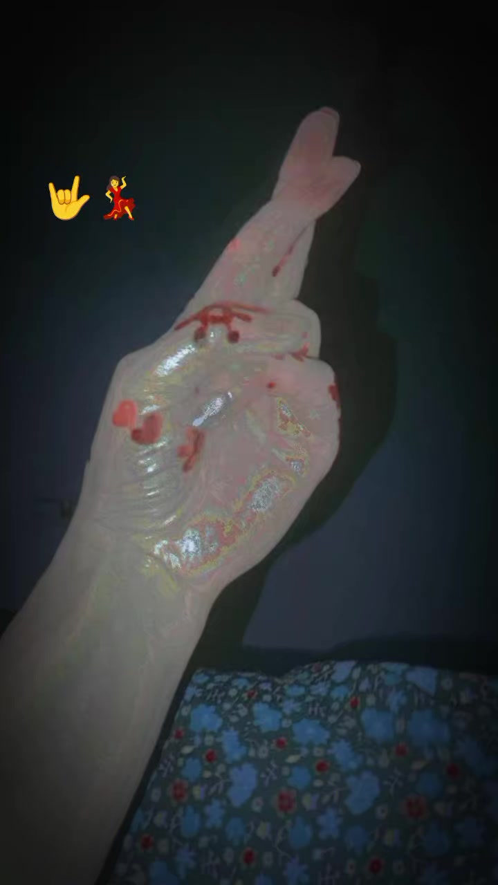 @کوئی اپنا نہیں💔