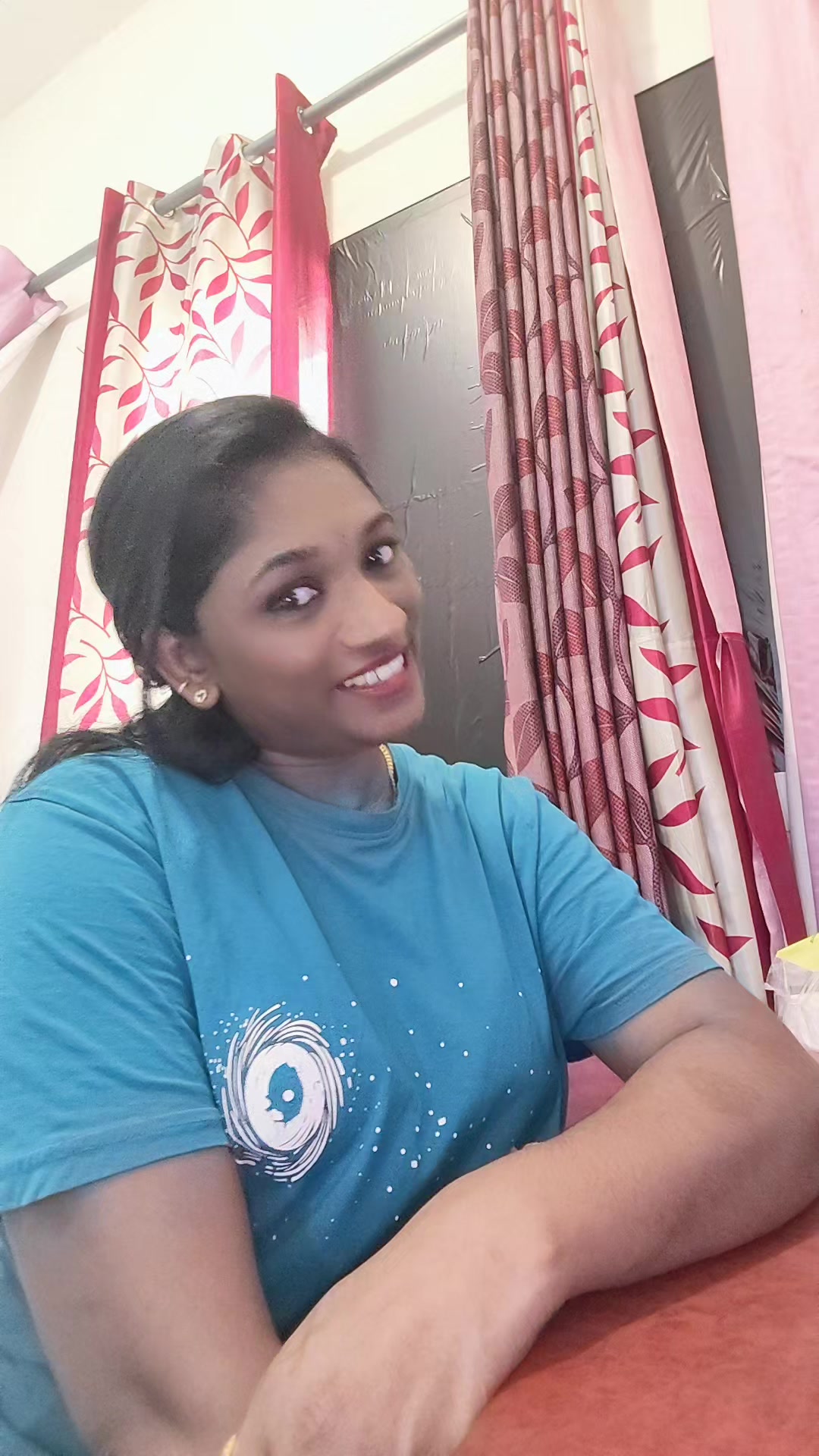 @Chinnu 😊🤗