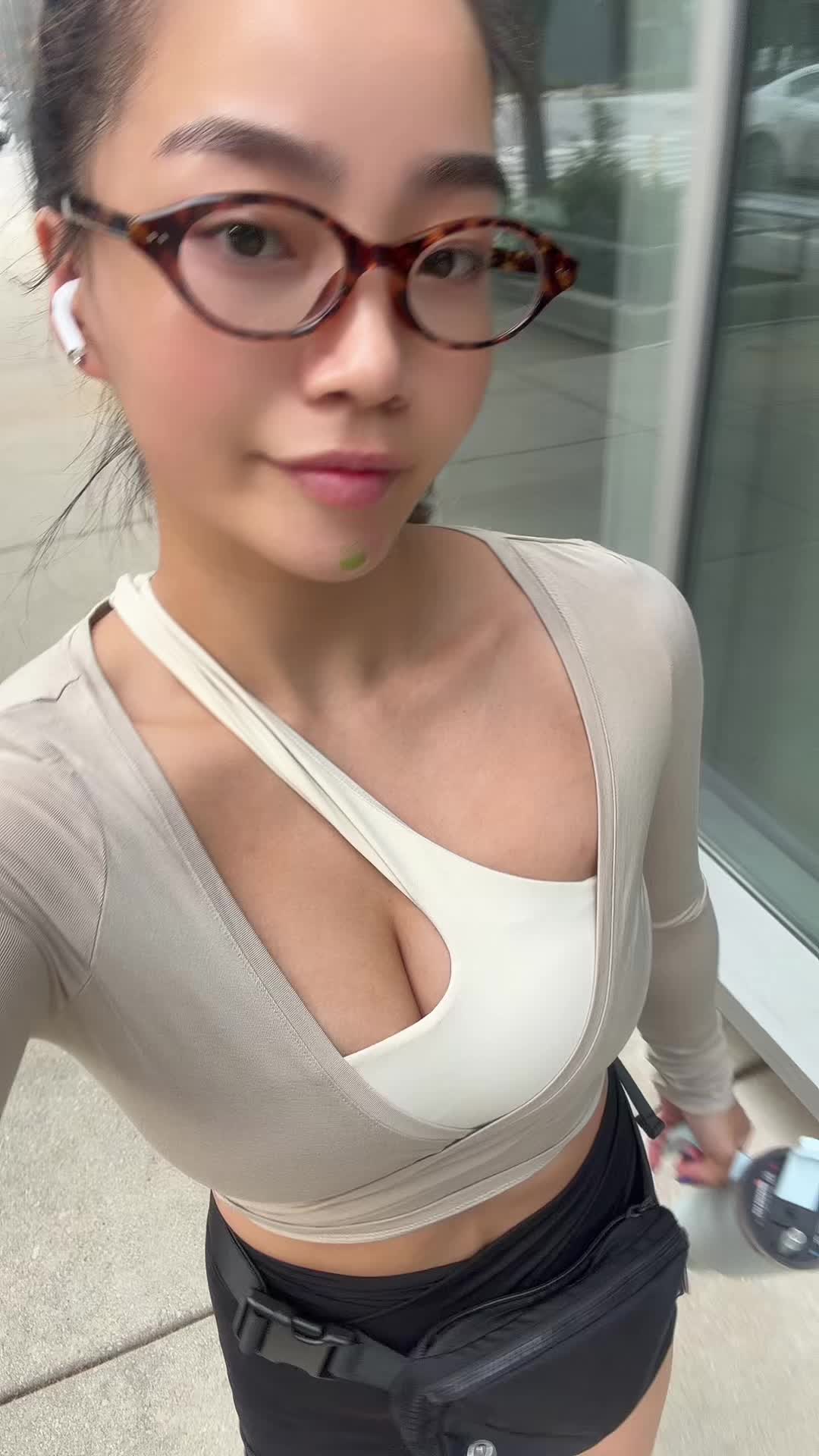 @Уянга М.
