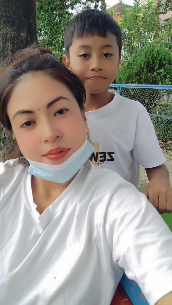 @Laxmi Thapa Magar😘