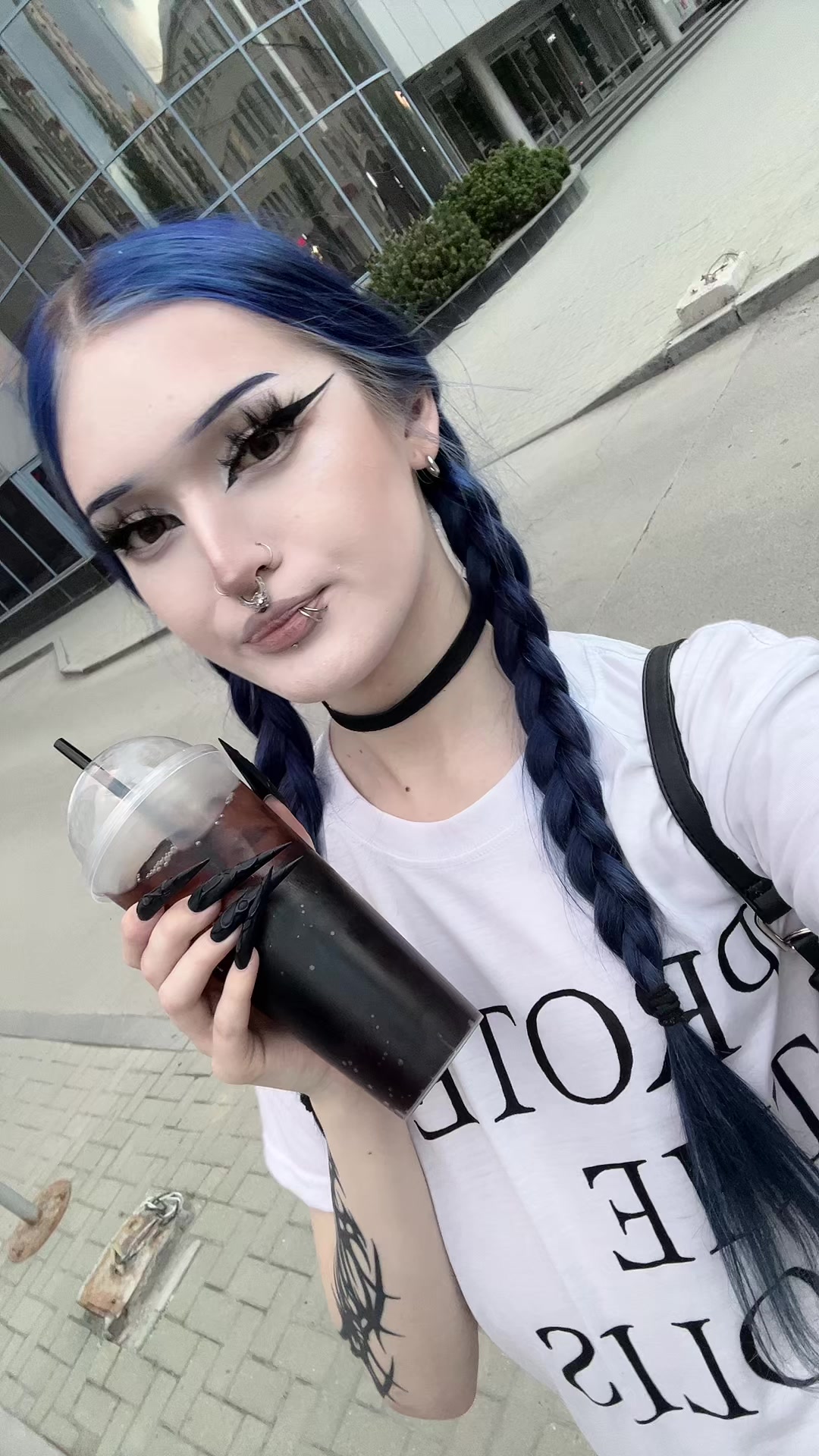 @мальвина