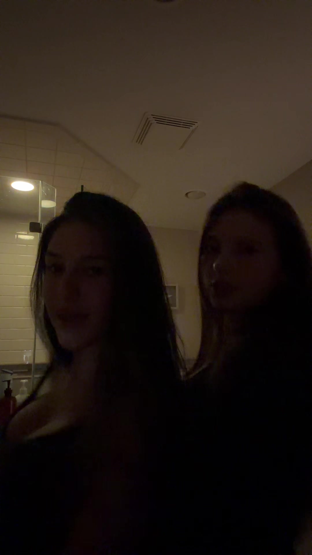 @Lia