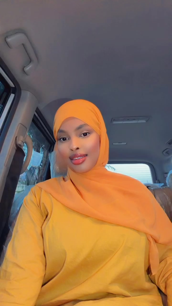 @Fadumo Riyaad