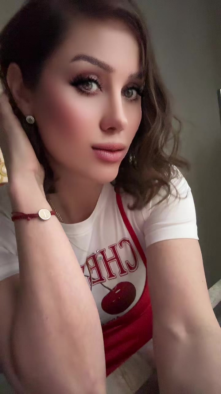 @user1438651014864