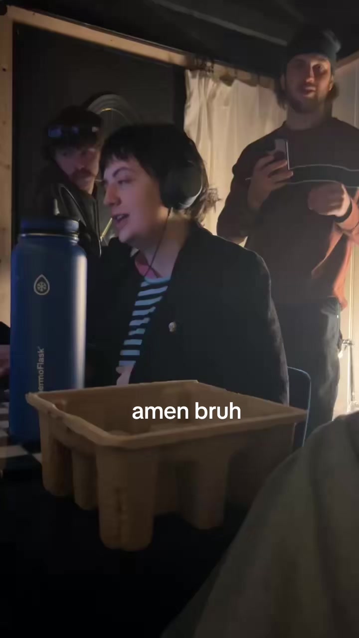 @evie