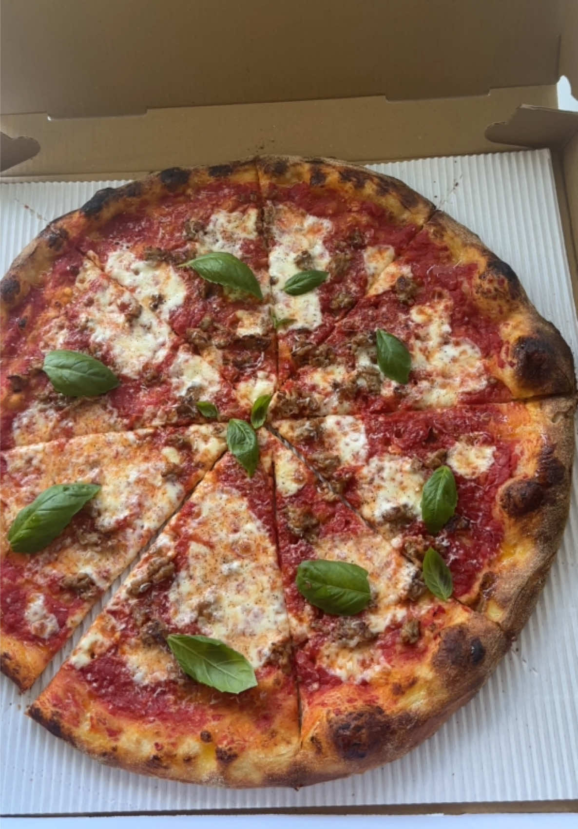 @cosentino_pizza_co_auburn