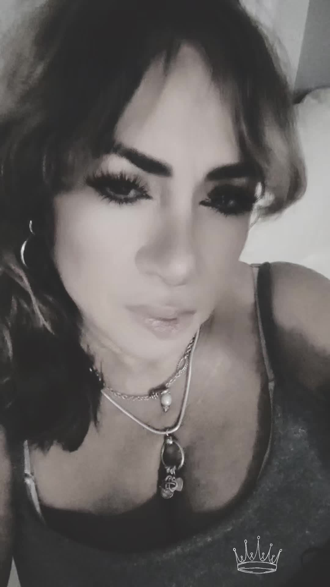 @Queen