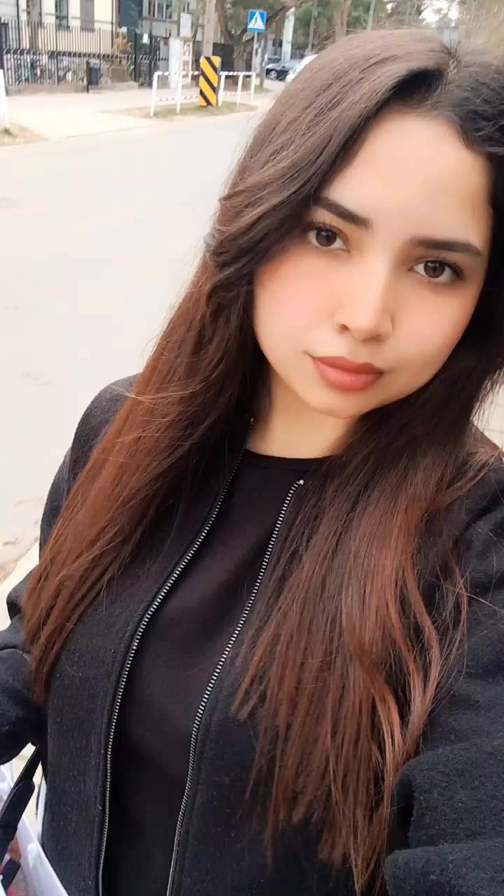@Muzdalfa Baig🇪🇺🇵🇰
