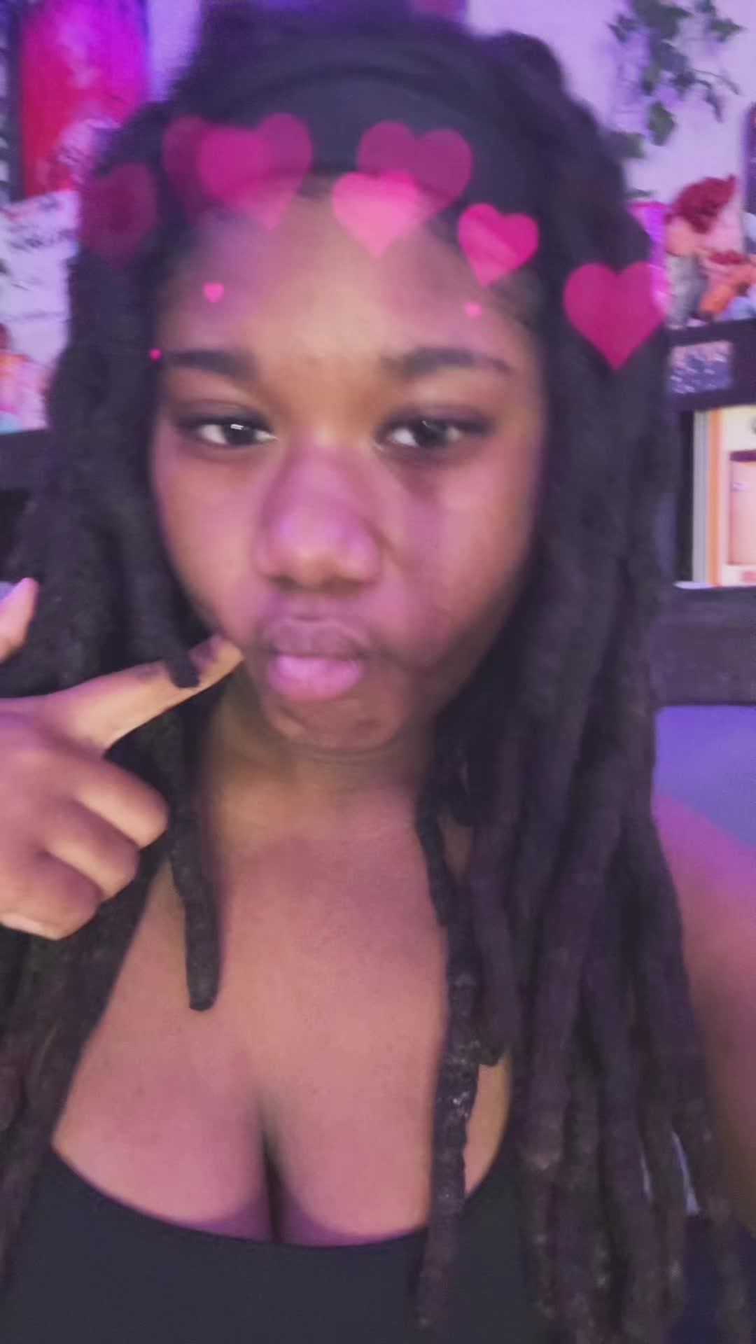 @Femboydestoryer🤤