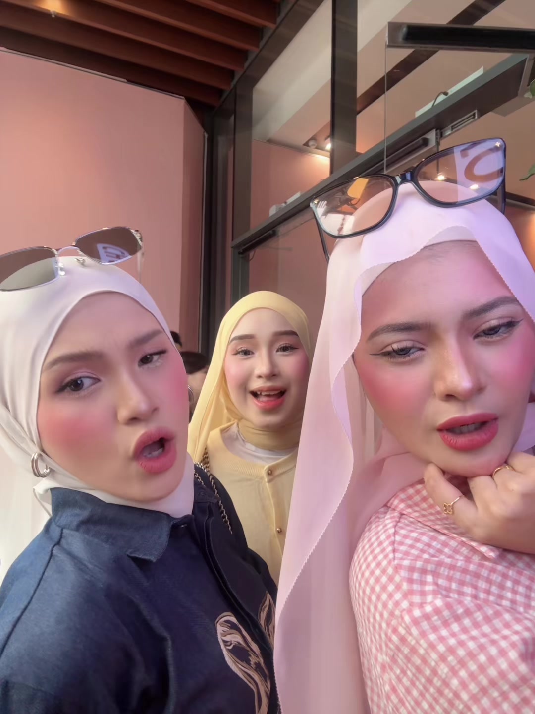 @Nur Atiqah