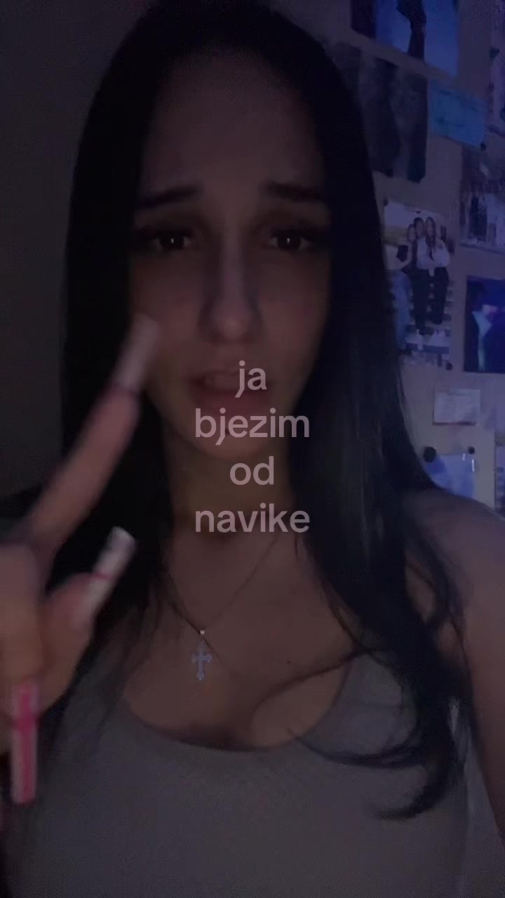 @кäја 🧛🏻
