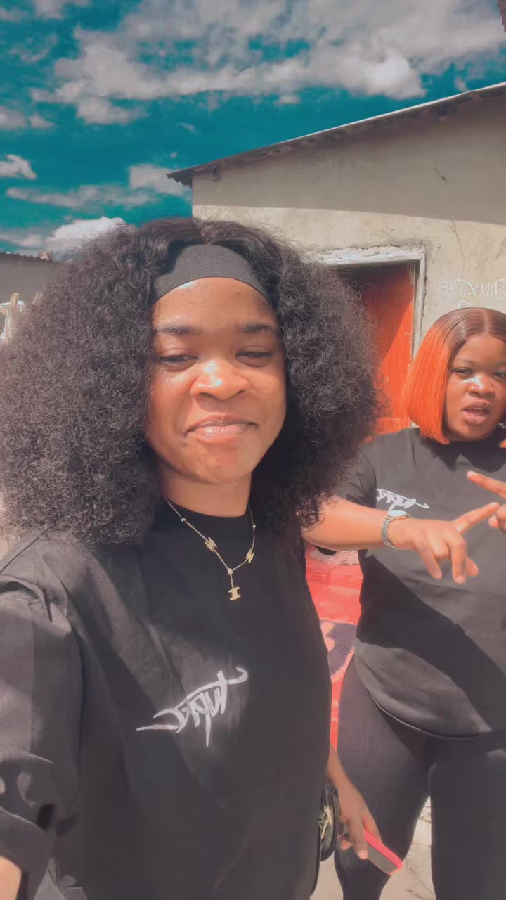 @🇿🇲MISS-THOLE🇿🇲💕🌹